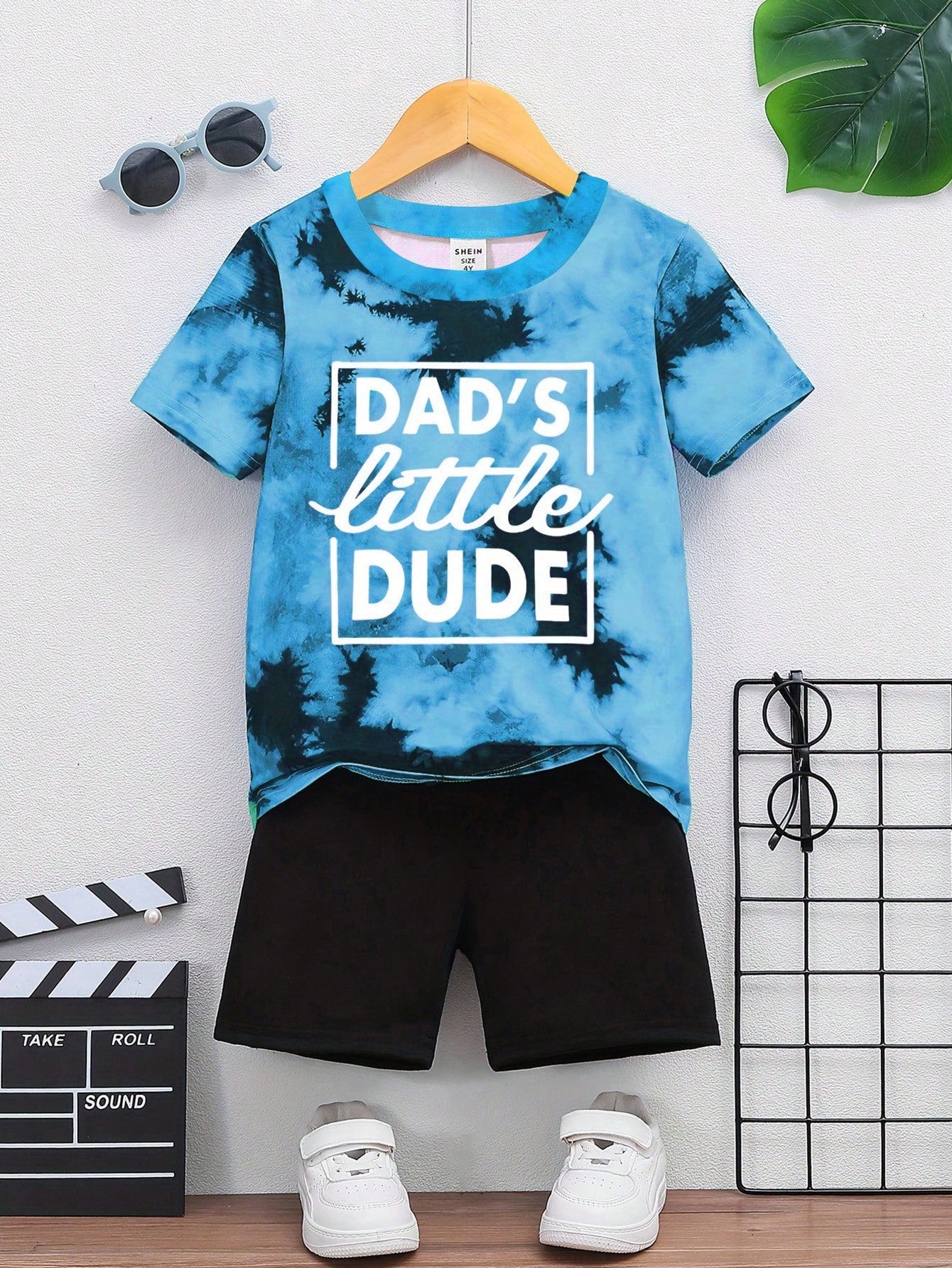 Toddler Boys' Casual Letter Printed Short Sleeve T-Shirt And Knee-Length Shorts Set, Simple And Leisure Style