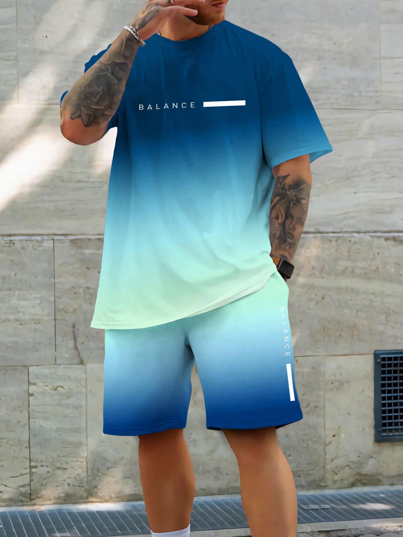 Men'S Gradient Letter Print Short Sleeve T-Shirt And Shorts Two Piece Set