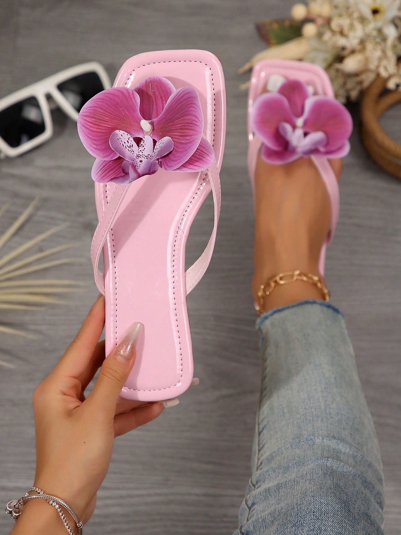 New Arrival Flower Beach Sandals Women's Flat Plus Size Casual Slippers With Toe Post