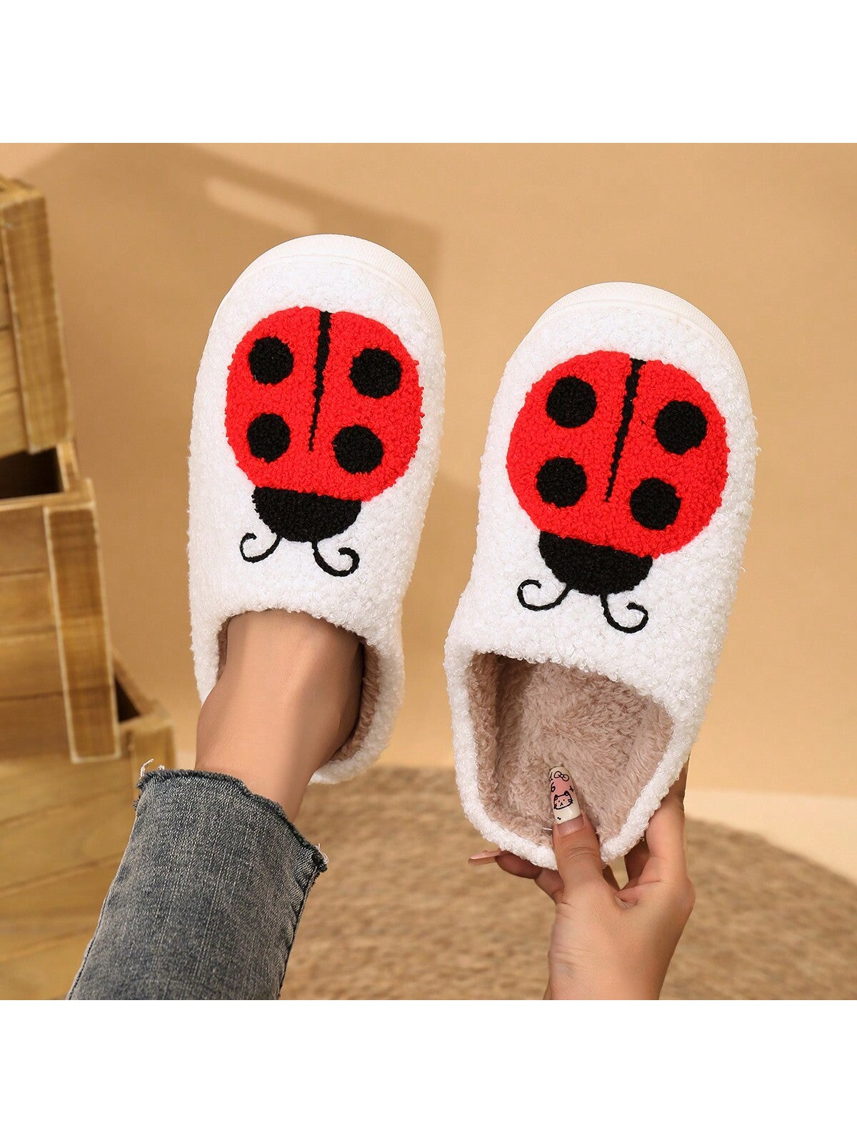 Women's Casual Fuzzy Indoor Slippers, Embroidered Pumpkin Design, Autumn/Winter