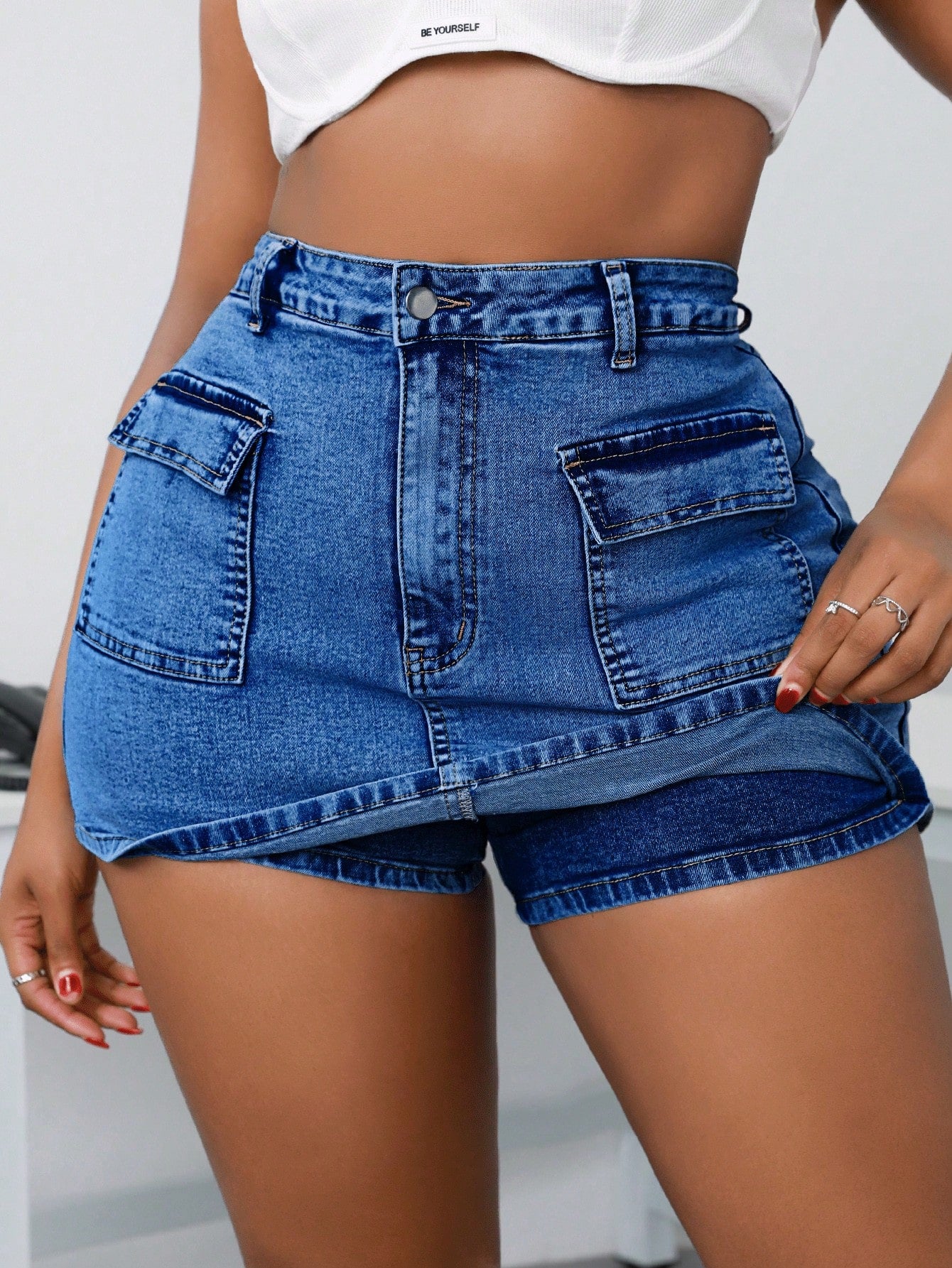 Plus Size Skinny Denim Skirt With Front Pockets