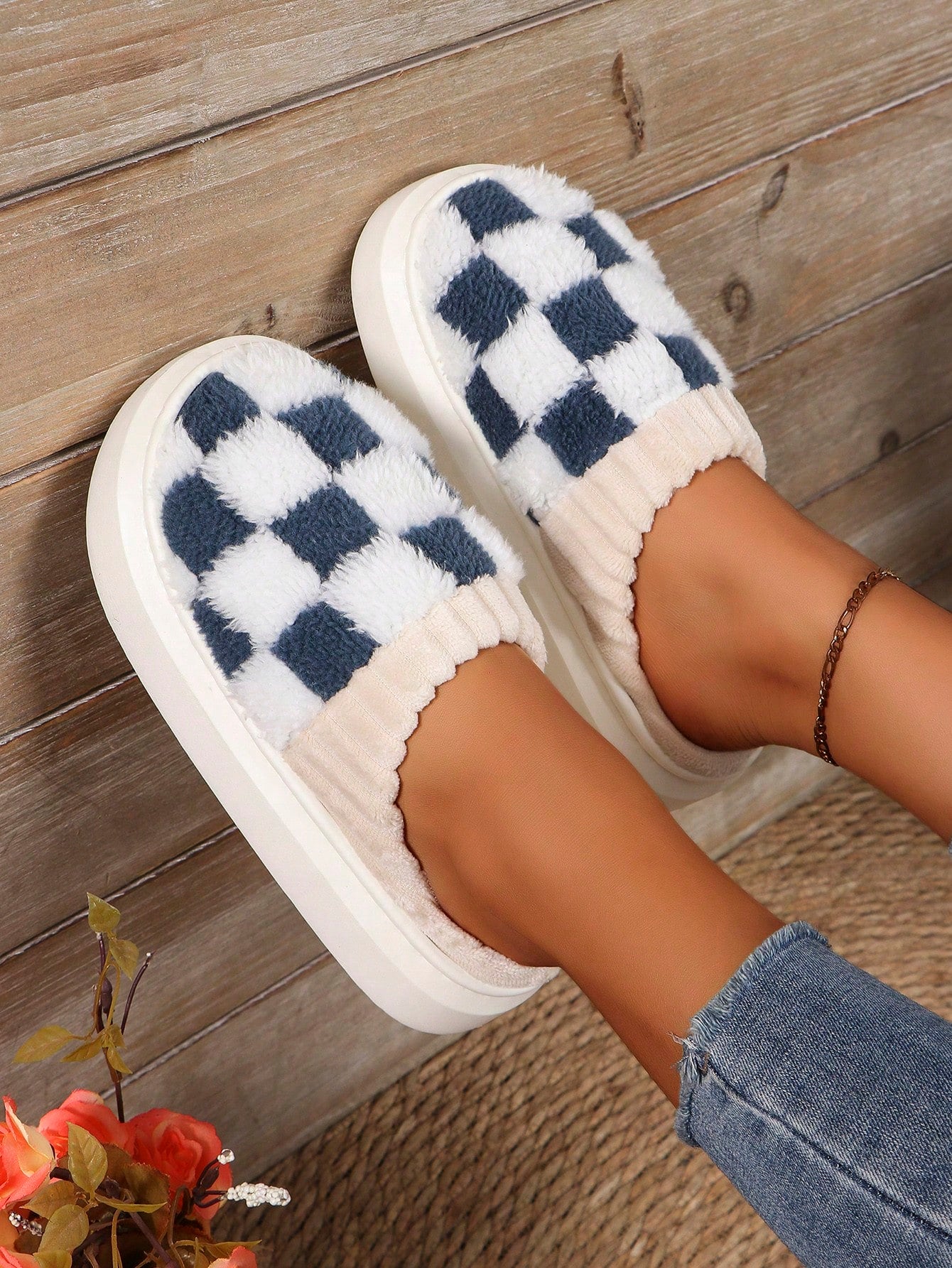 Women's Home Slippers, 2024 New Winter Thickened Warm Indoor Shoes With Faux Fur