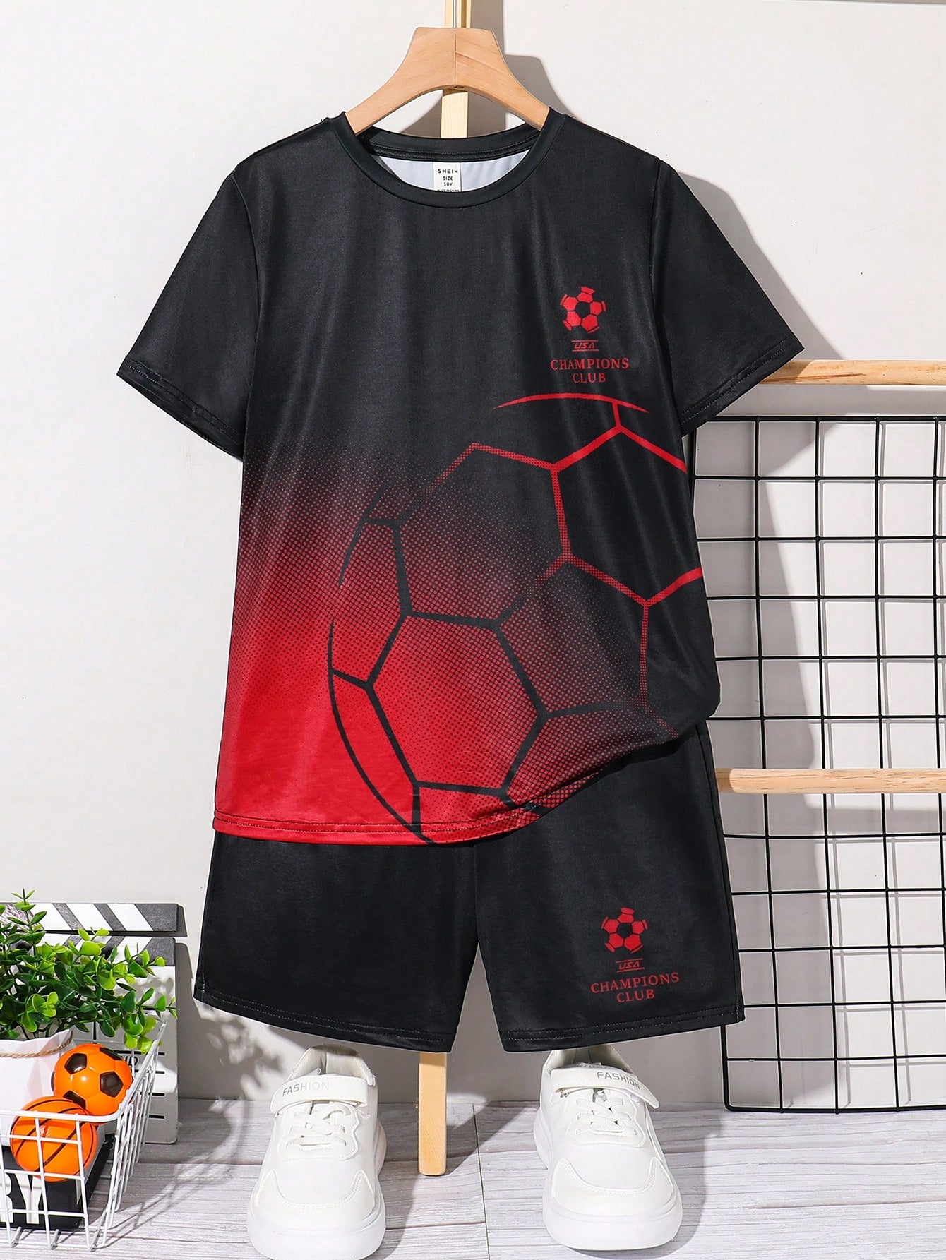 Teenage Boy's Soccer Print Round Neck Short Sleeve T-Shirt And Shorts Sportswear Set