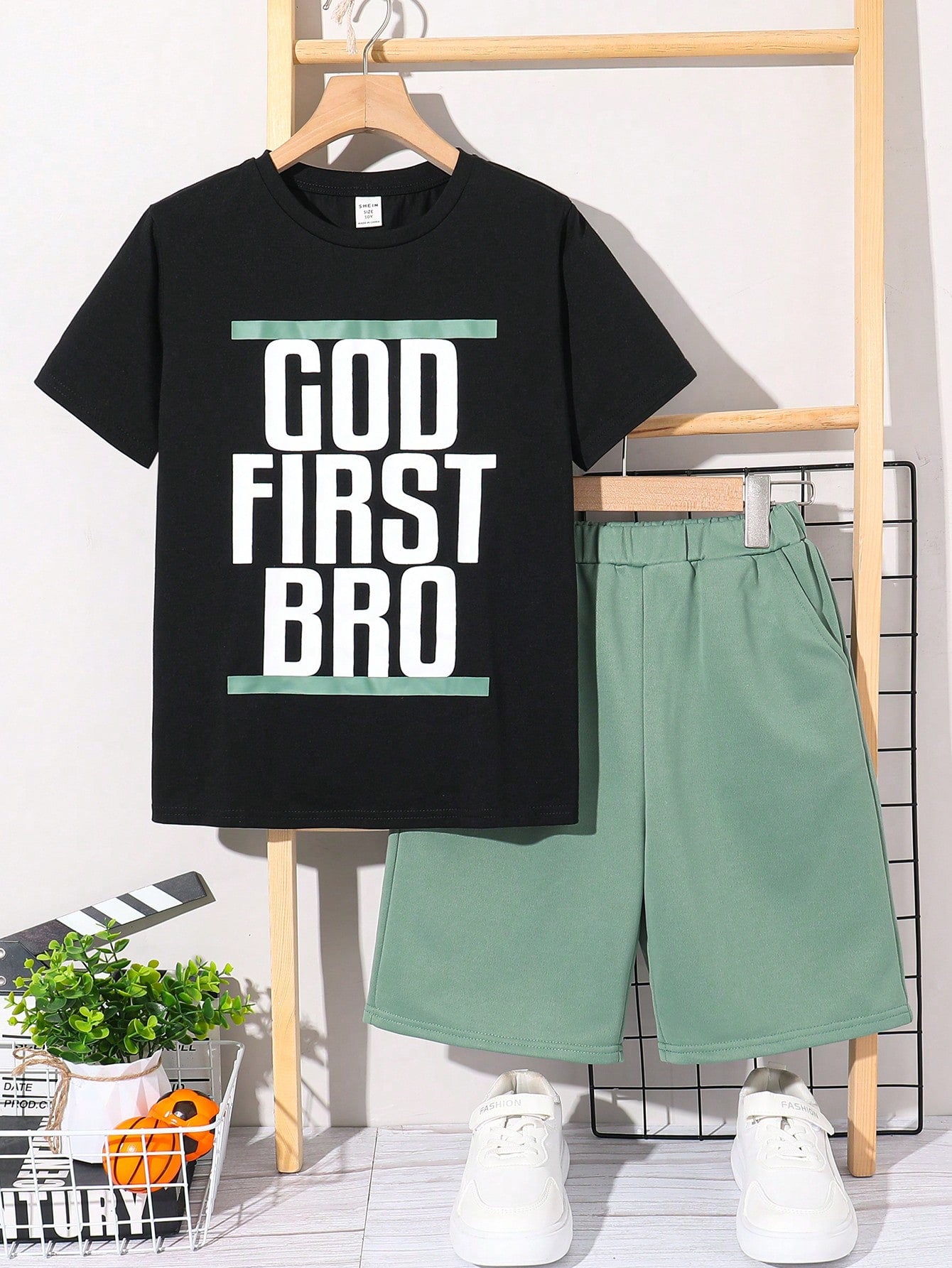 Tween Boys' Loose Fit Casual Letter Print Short Sleeve T-Shirt And Shorts Set, Summer