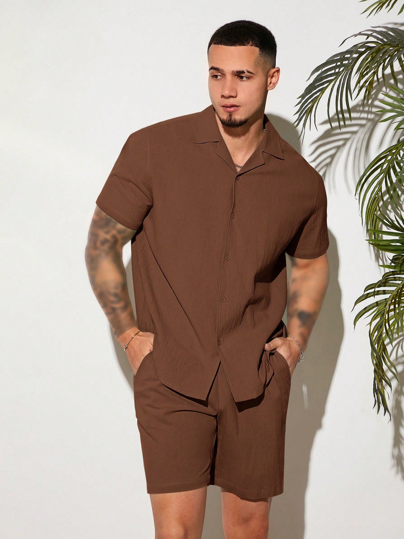 Loose Fit Men's Solid Color Button Front Shirt & Shorts Set