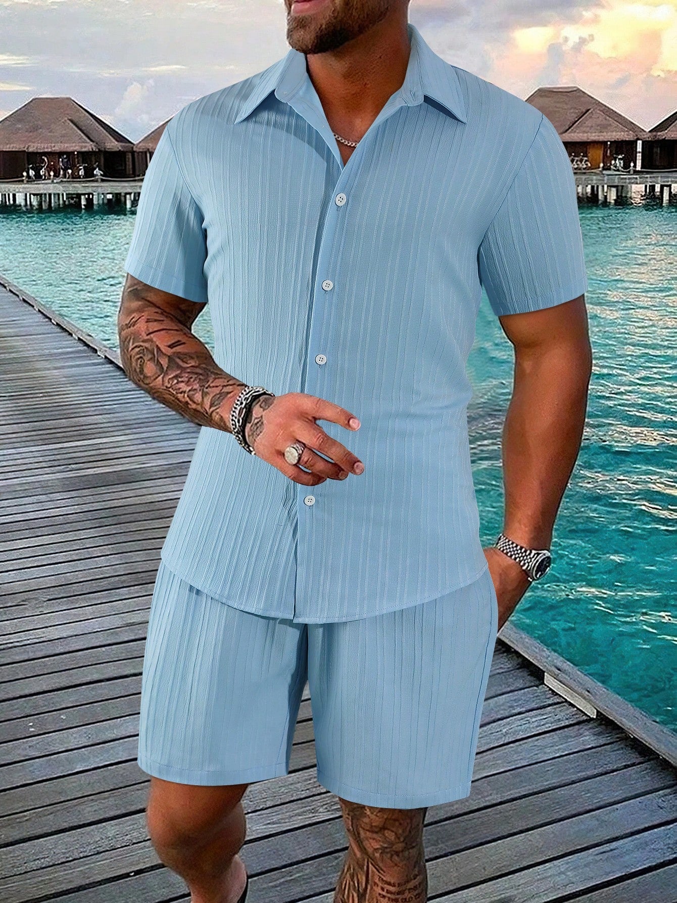 Men Solid Button Up Shirt & Shorts