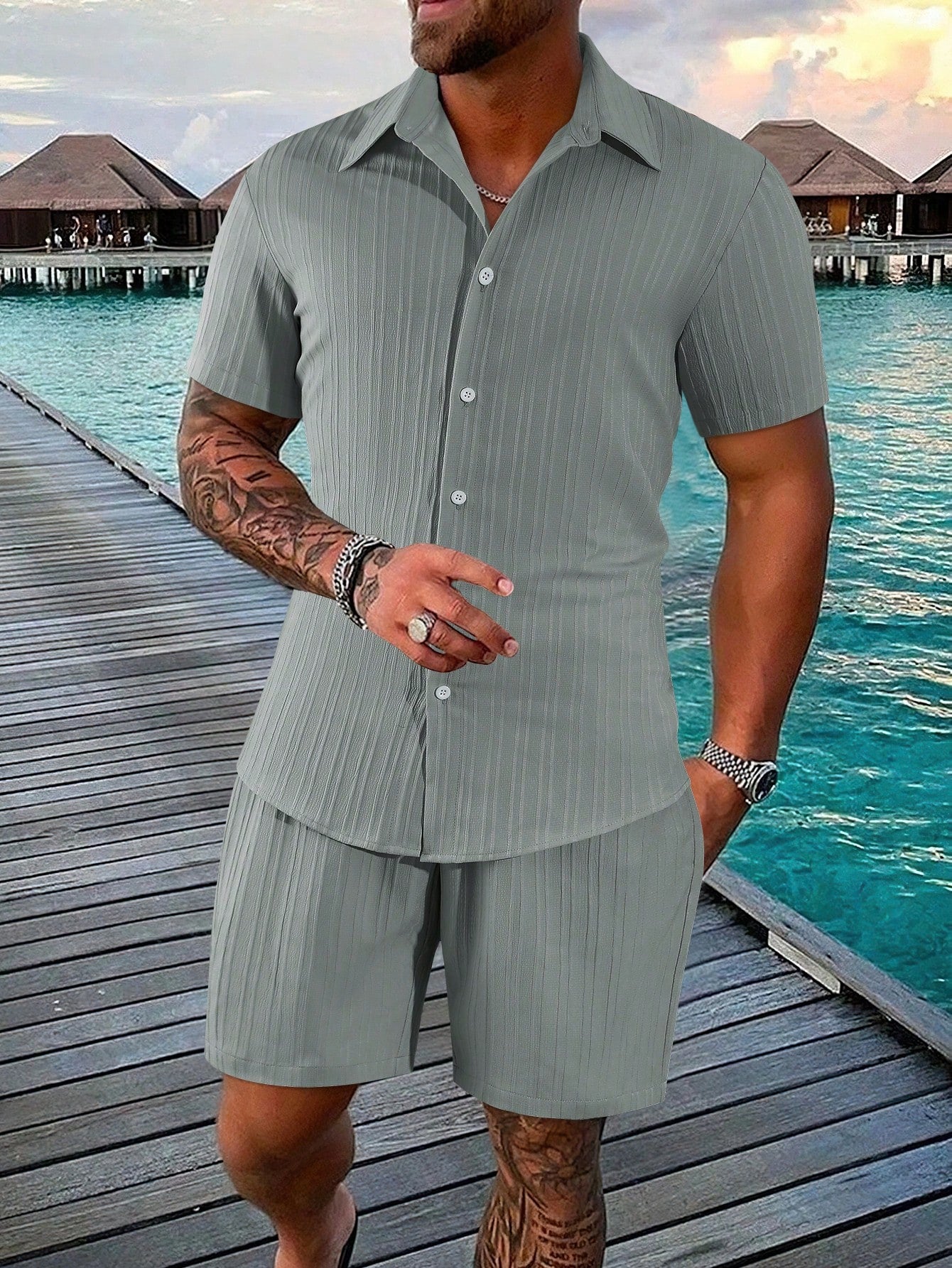 Men Solid Button Up Shirt & Shorts