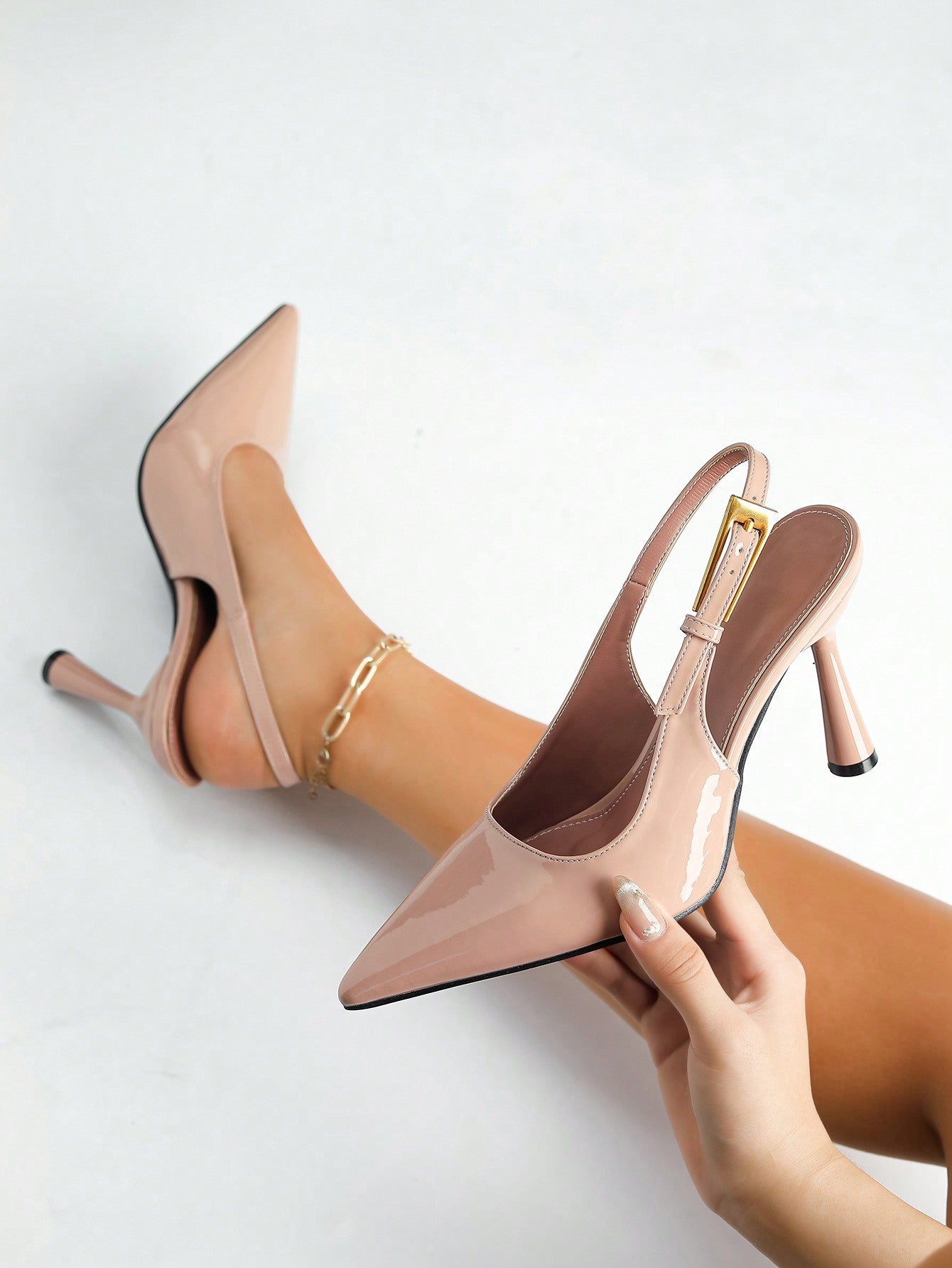 Women High Heel Pointed Toe Fashion Stone Embellishment Slingback Pumps