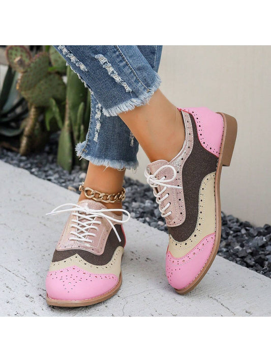 European And American Style Large Size British Style Women's Flat Shoes, Comfortable Lace-Up Casual Leather Shoes, Retro Carved Color Blocking Low Cut Student Shoes, Fashionable Low-Heeled Shoes For Women