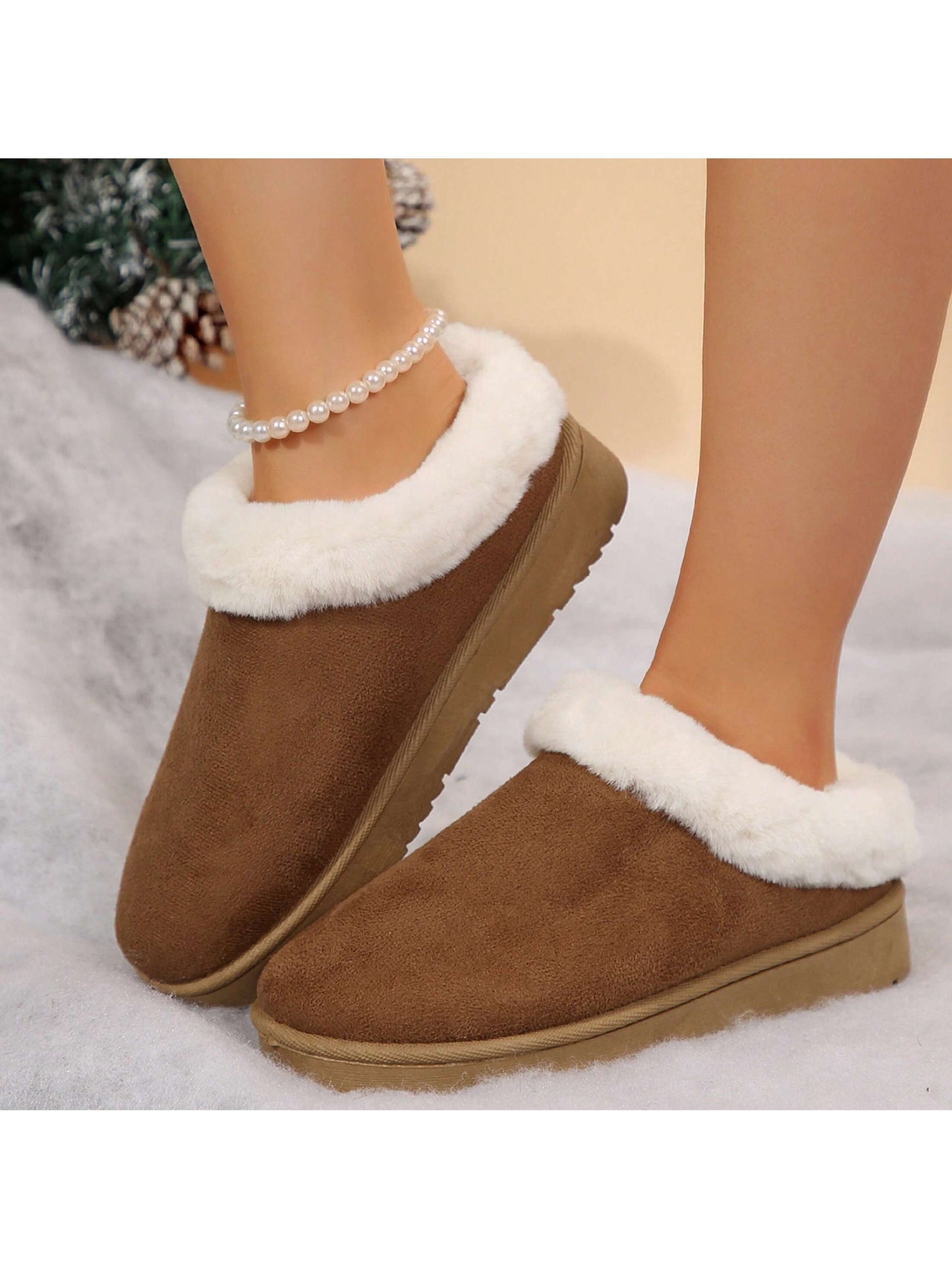 Comfortable Soft Snow Boots Velvet Fur Side Flat Shoes Winter Indoor Outdoor Women's Slippers Cotton Shoes