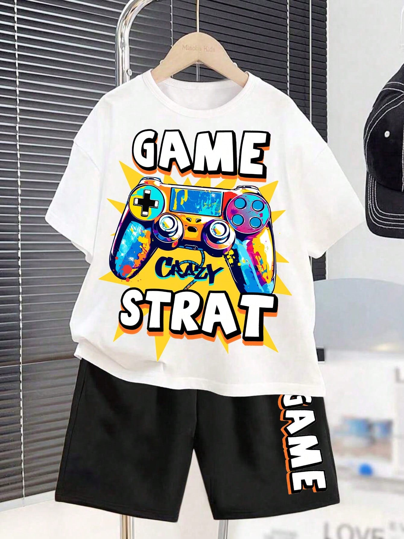 Tween Boys' Casual Simple Video Game Printed Short Sleeves T-Shirt And Shorts Set, Suitable For Summer