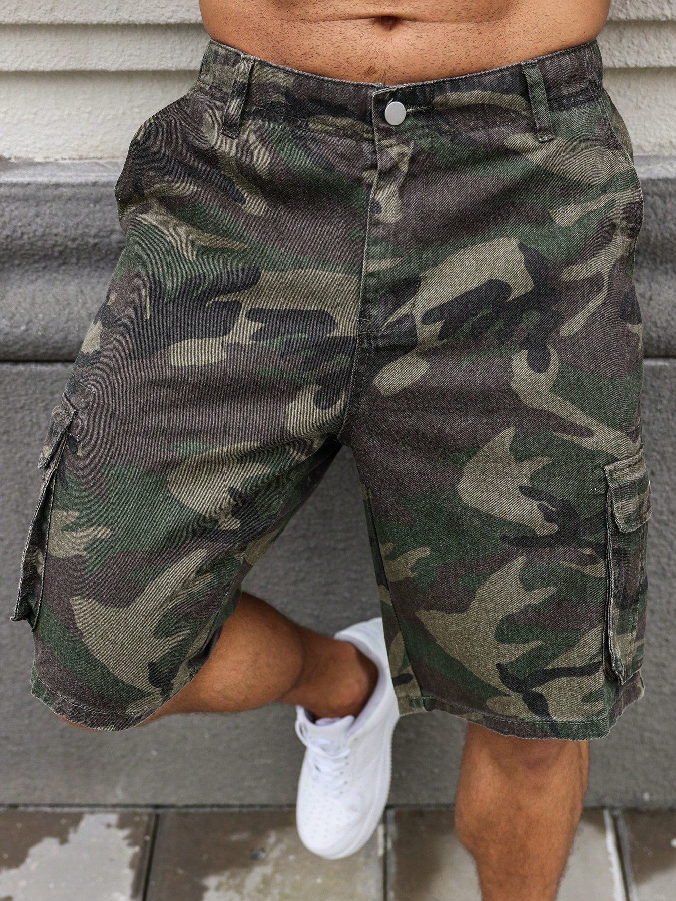 Men's Plus Size Camouflage Printed Cargo Denim Shorts With Multiple Pockets