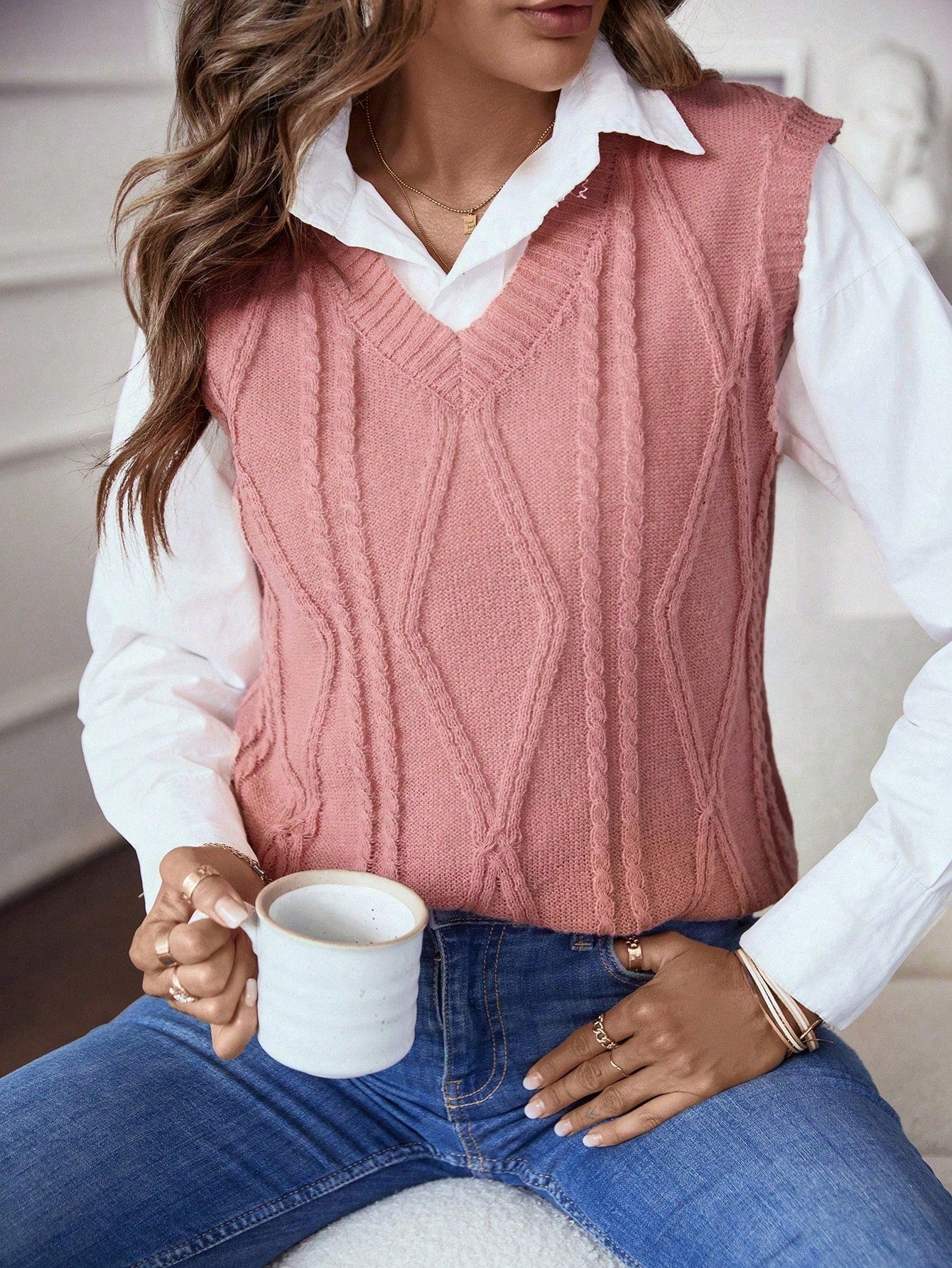 Plus Size Women's Spring And Autumn Solid Color V-Neck Geometric Pattern Casual Sweater Vest