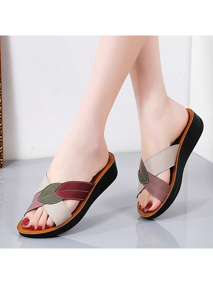 Women's Slipper, Fashionable And Versatile Flat Anti-Skid Slippers For Middle-Aged And Elderly, Suitable For Indoor And Outdoor Wear