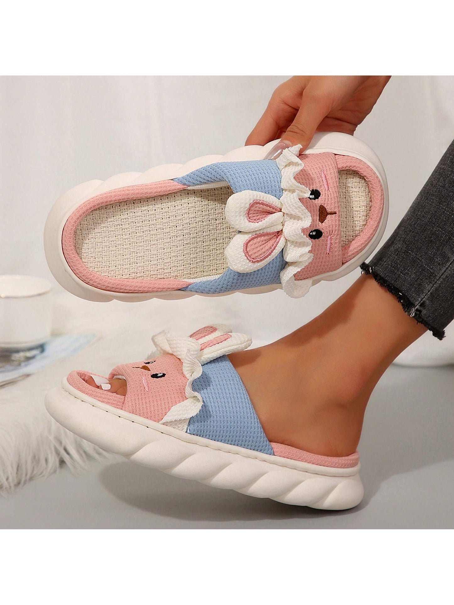 Women's Home Slippers Cute Cartoon Slippers Rabbit Shape Animal Slippers Linen Indoor Outdoor Slippers