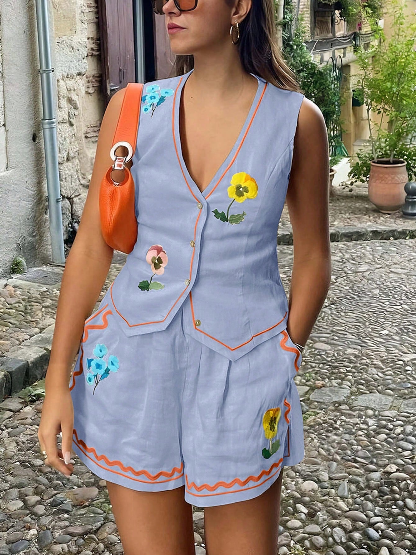 LilyWest Women's Floral Embroidered Vest And Shorts Casual Vacation Suit