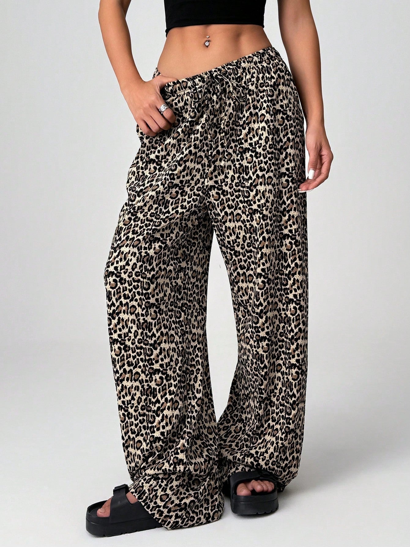 Loose Wide-Leg Pants With Textured Wrinkled Fabric And Drawstring Waist