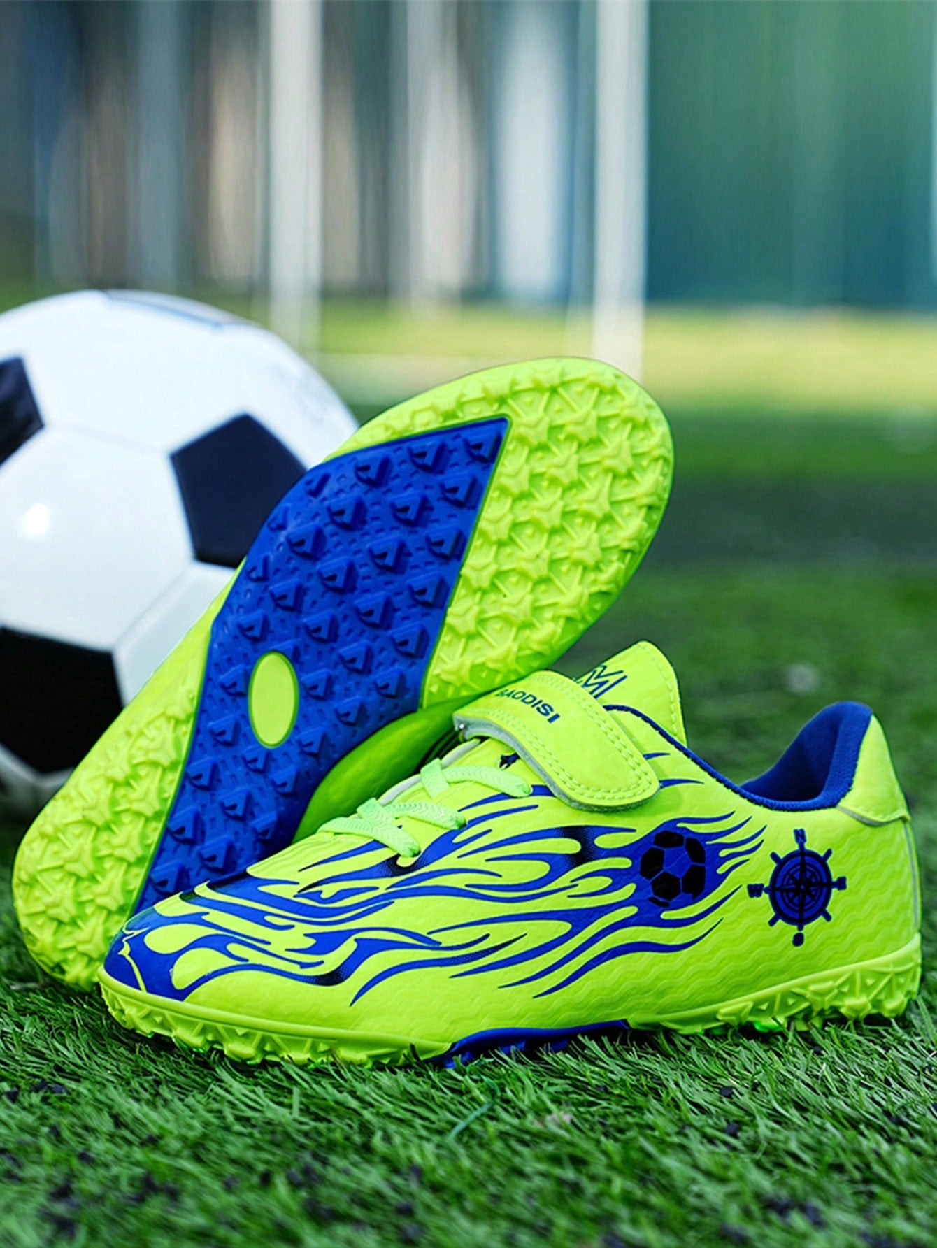 Kids' Football/Soccer Cleats, Non-Slip Wear-Resistant Turf/Artificial Grass Football/Soccer Shoes For Boys And Girls