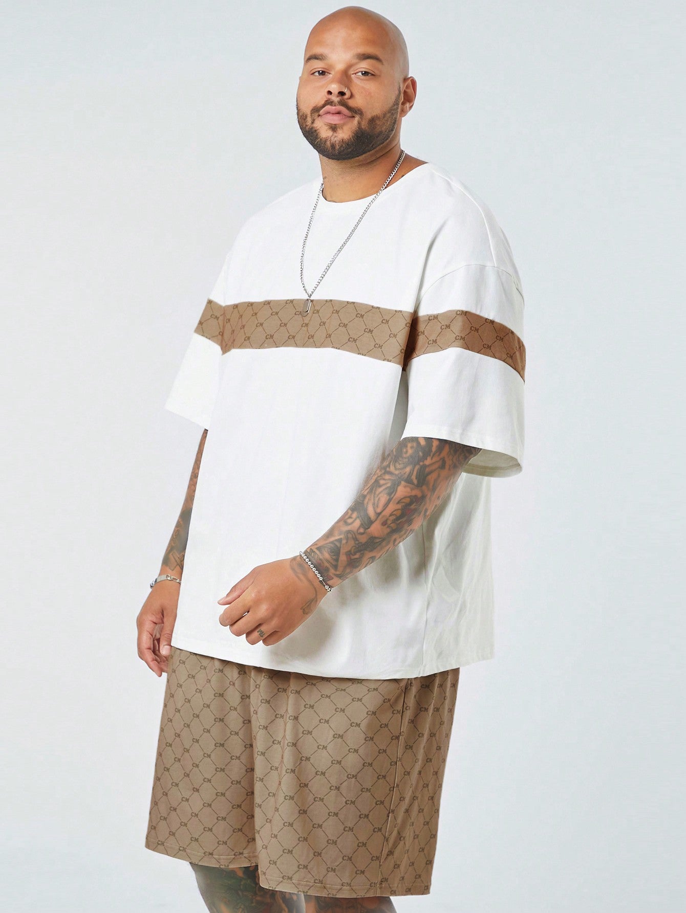 2pcs/Set Plus Size Men's Casual Loose Wide Shoulder Knit Patchwork Short Sleeve T-Shirt With Drawstring Waist Straight Shorts, Suitable For Summer Daily Wear