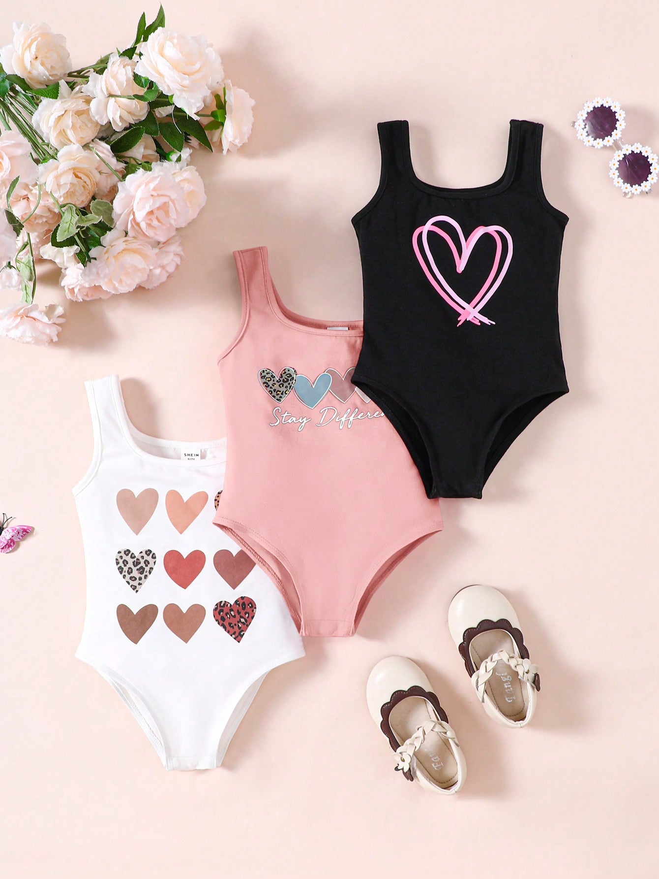 Young Girl's Knitted Solid Color Heart Patterned Tank Top And Shorts Set