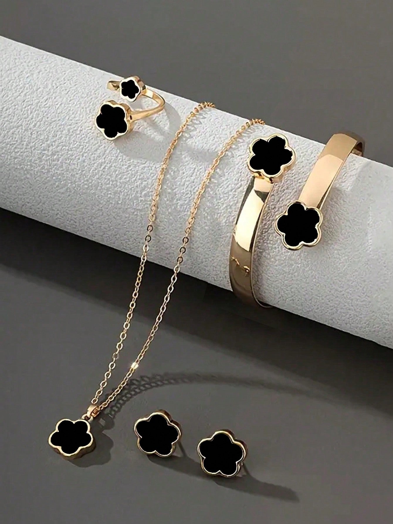 5pcs/Set Lucky Four-Leaf Clover Jewelry Set: Bracelet, Necklace, Earrings, Bangle, And Ring