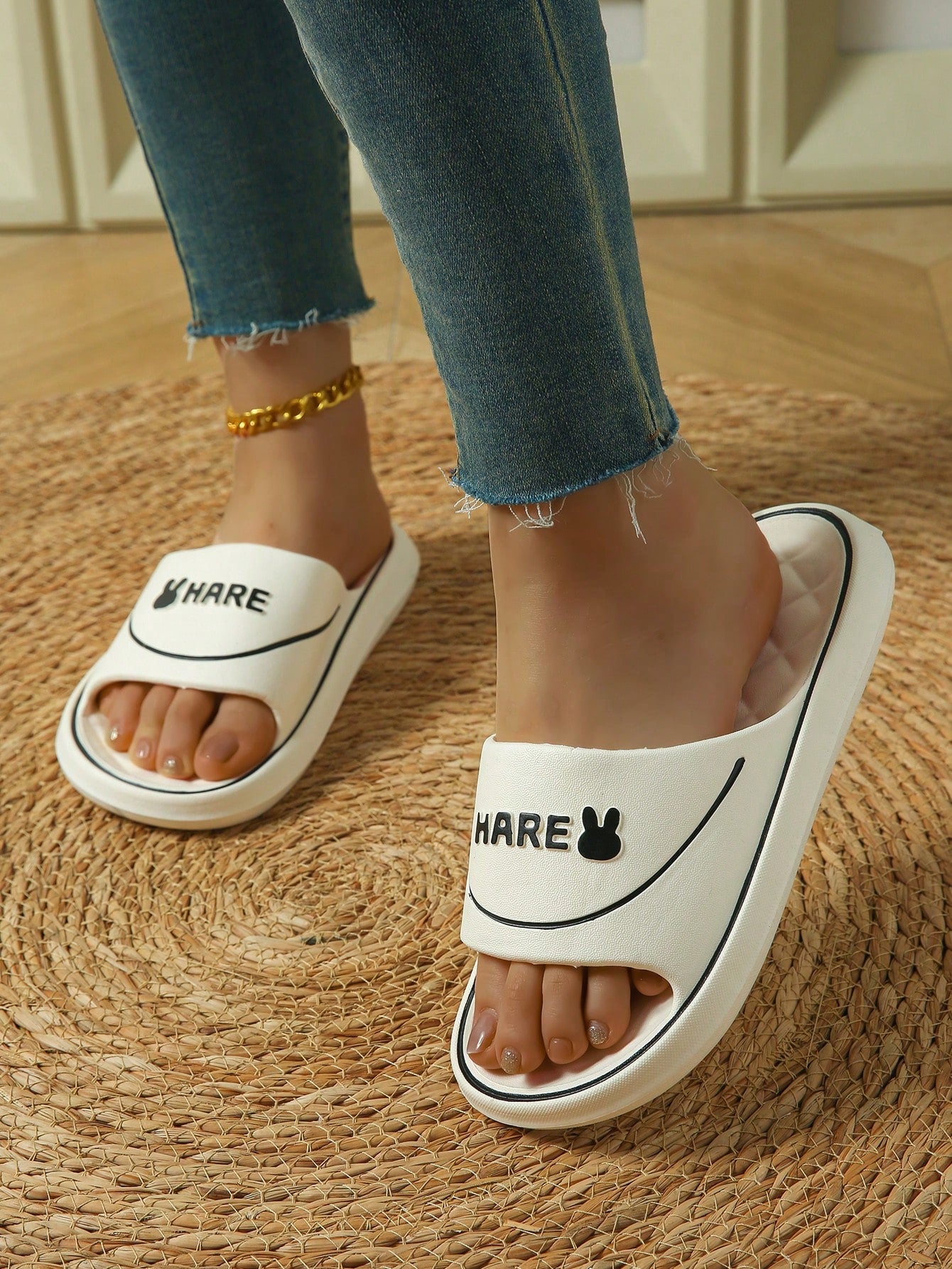 Hot Sale Summer Household Bath Bathroom Slippers, Plastic EVA Material Indoor Floor Slippers,Leisure Hotel Simple Style Men Women Couple Slippers