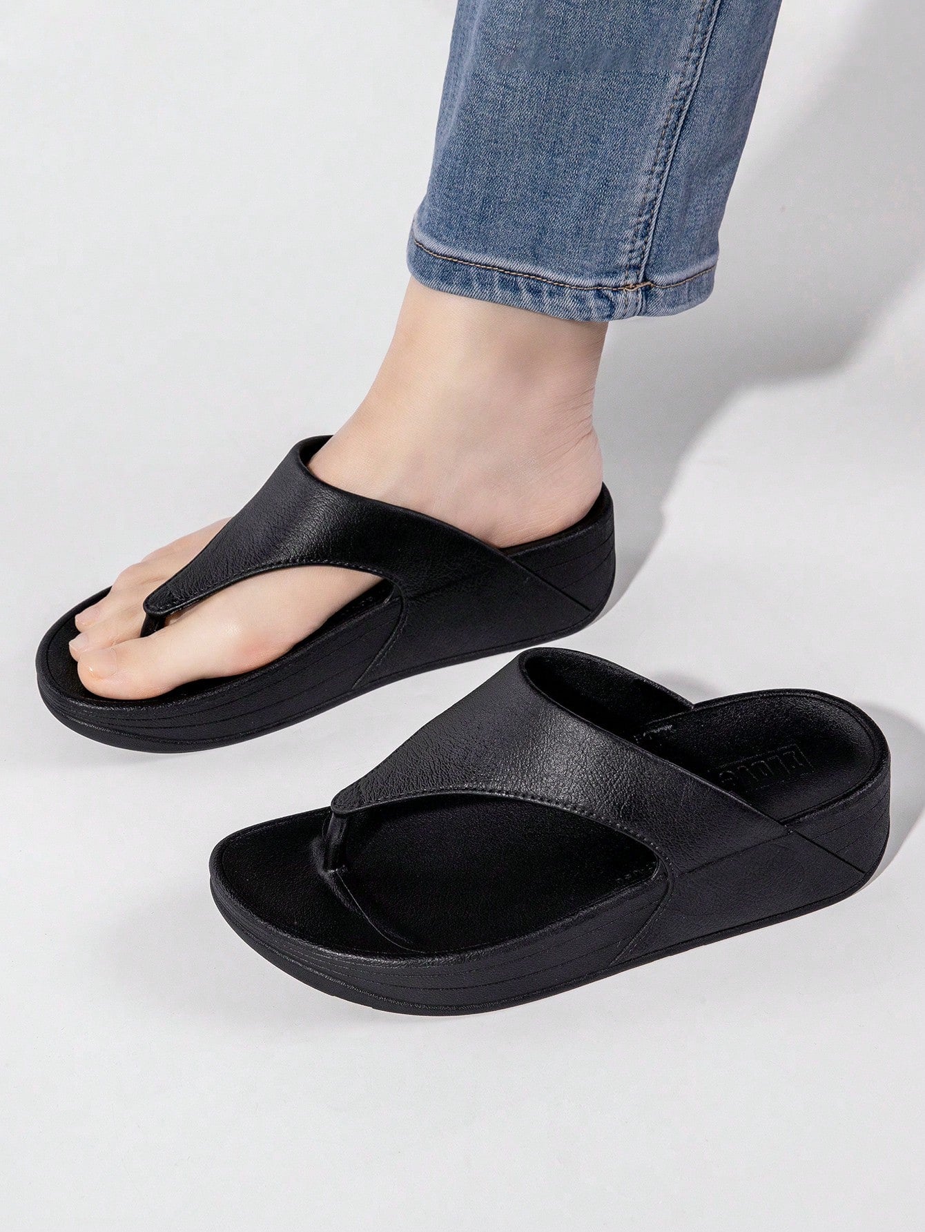 Women's Summer New Style High-Heeled Clip Toe Slippers, Casual Fashion Soft Bottom, Wear-Resistant, Anti-Slip, Thick Bottom Flip-Flops For Beach