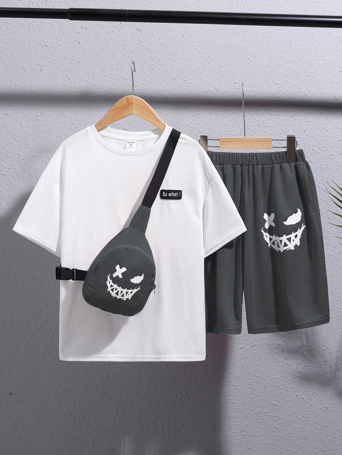 Teen Boy Sporty Casual College Style Short Sleeve Top + Shorts + Crossbody Bag Three-Piece Set Spring/Summer