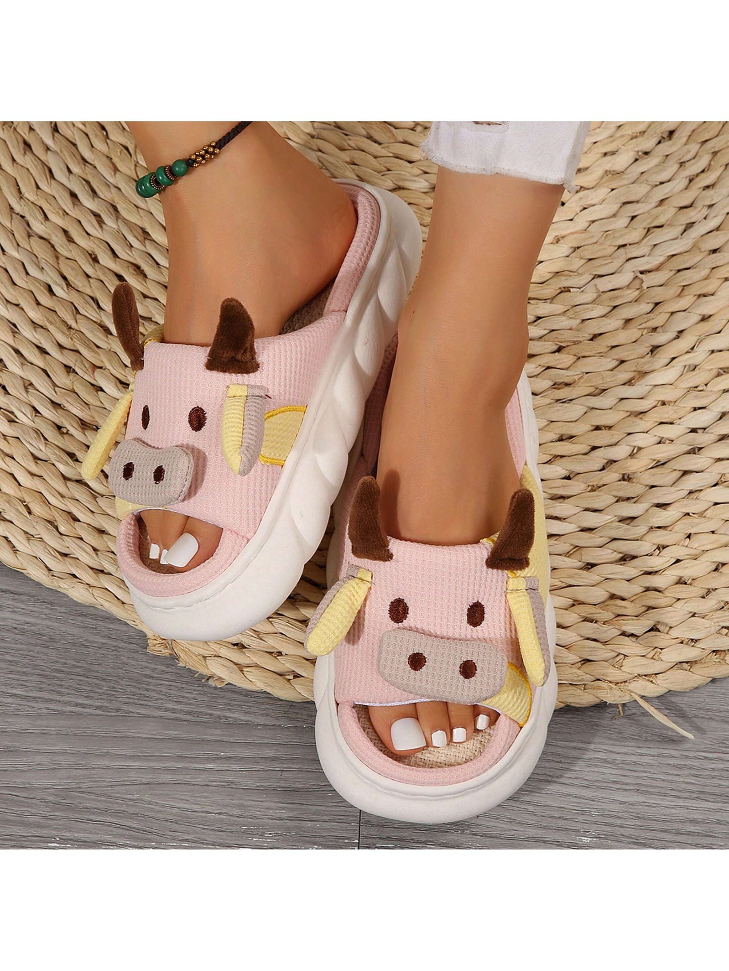 Women's Thick Bottom Soft Slippers Indoor Outdoor Slippers Cute Animal Shape Cartoon Cow Slippers