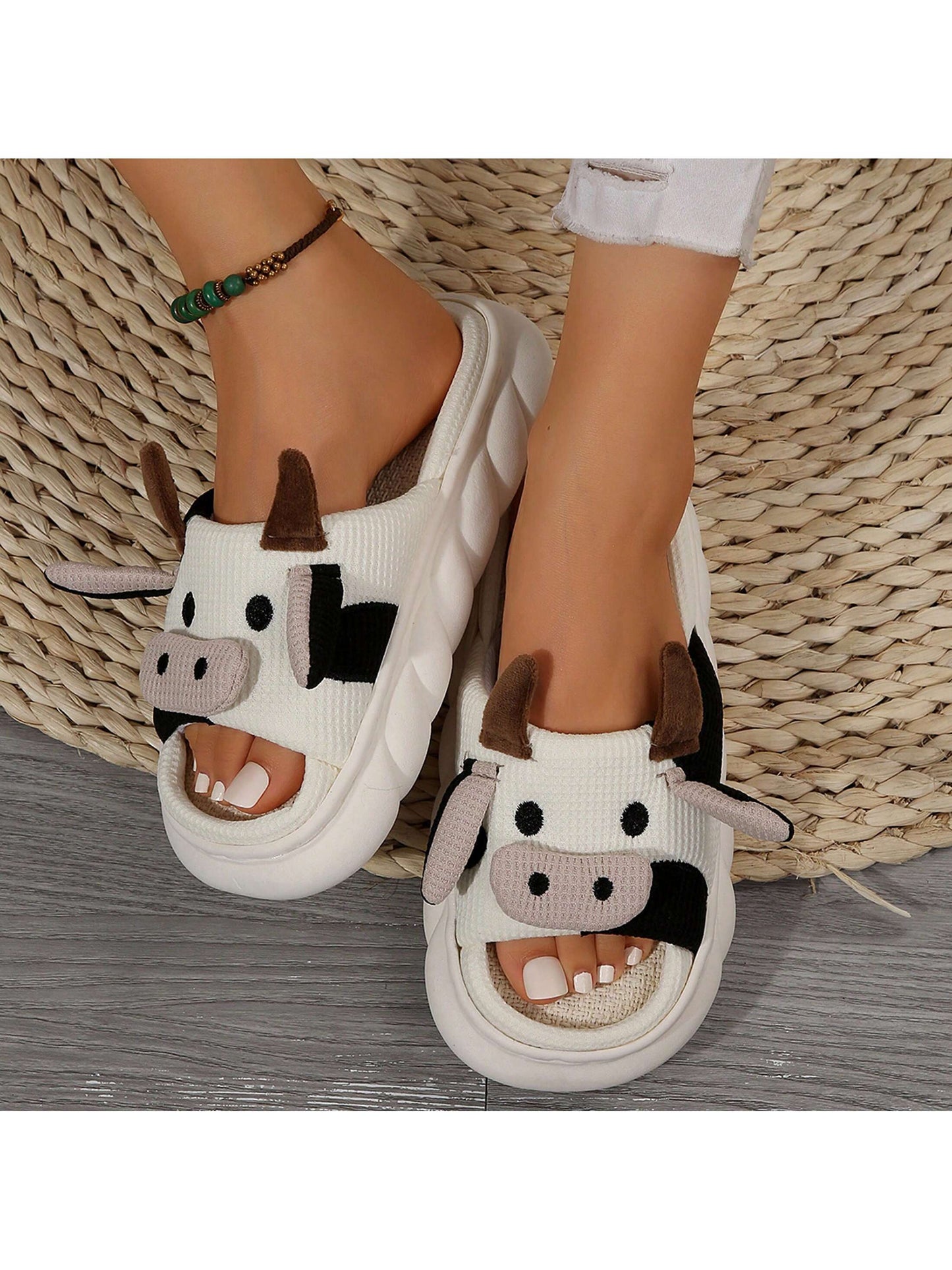 Women's Thick Bottom Soft Slippers Indoor Outdoor Slippers Cute Animal Shape Cartoon Cow Slippers