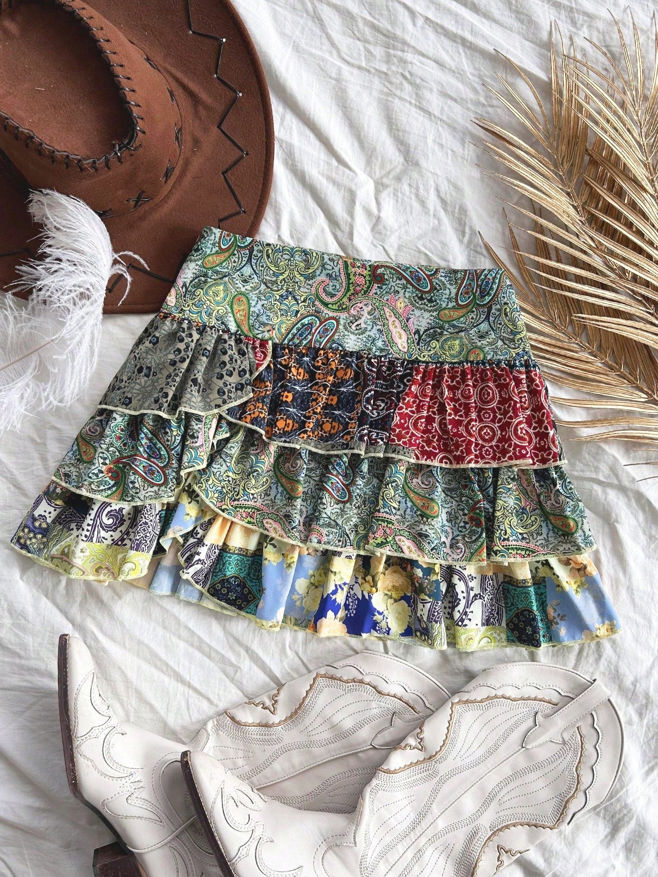 Summer Vacation Romantic Mini Skirt, Irregular Multi-Layered Cake-Style Skirt In White Texture Fabric, Women's Skirt