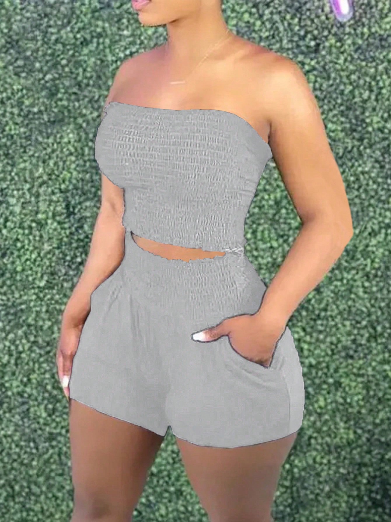 Women Solid Strapless Shirred Top & Pocket Shorts Two-Piece Outfits