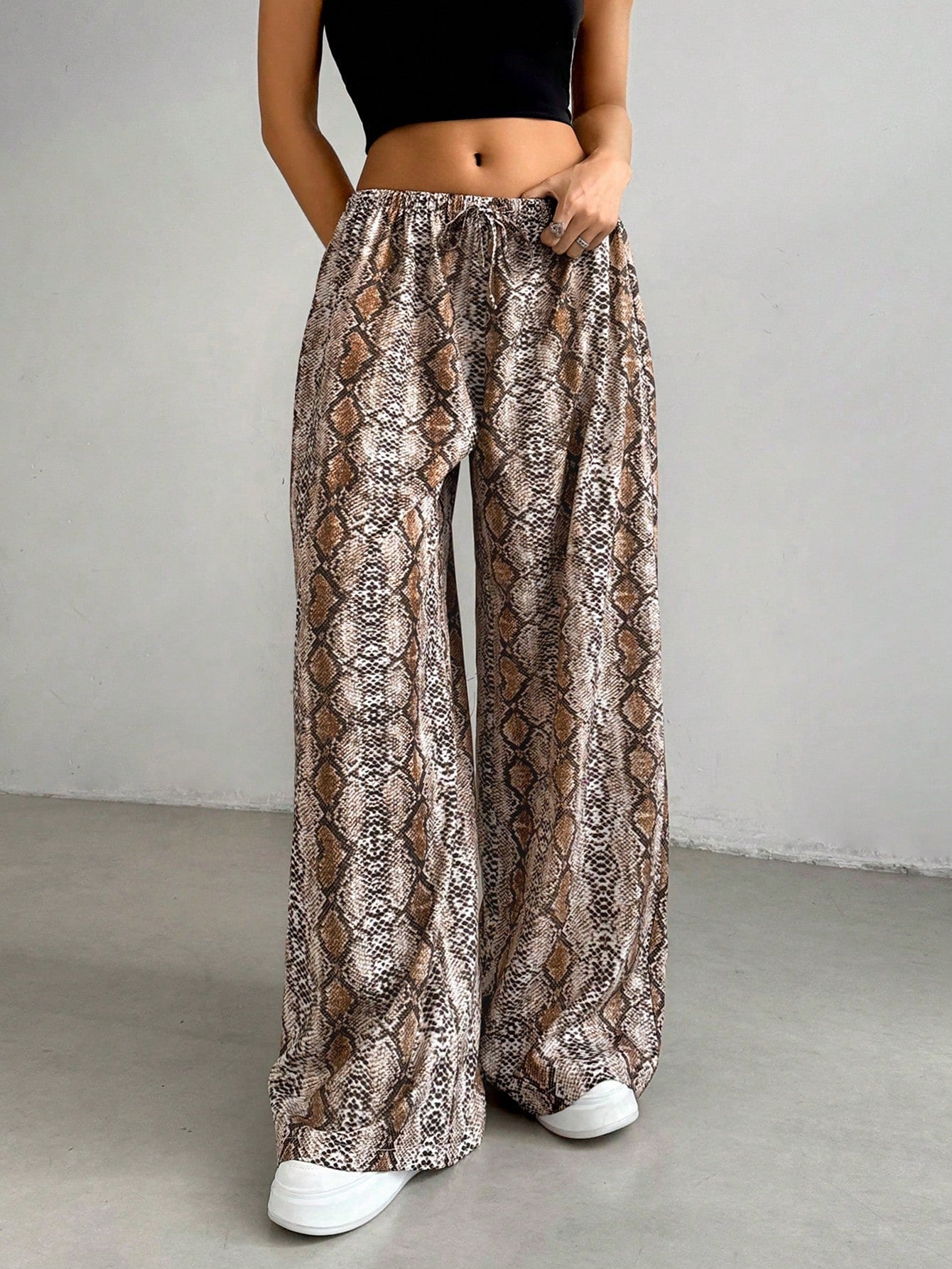 Women's Leopard Printed Drawstring Long Pants