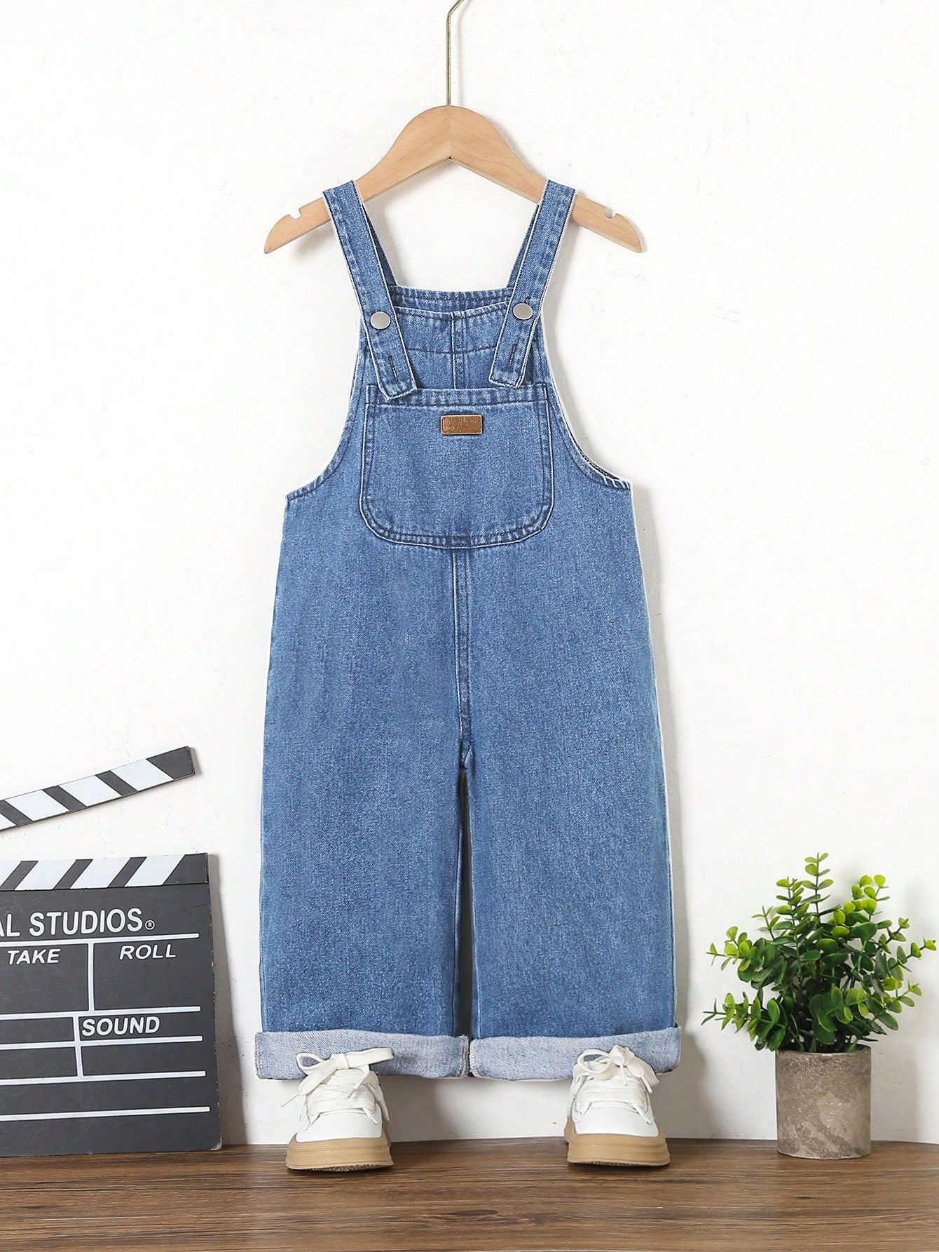 Young Girl Pocketed Solid Color Applique Sleeveless Denim Jumpsuit