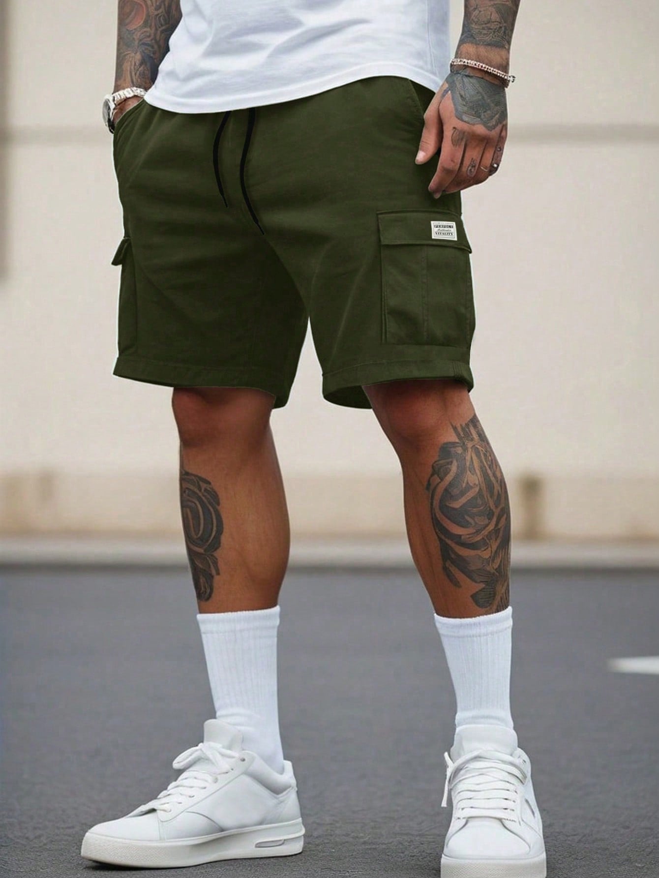 Men Solid Color Work Shorts With Pockets, Suitable For Summer