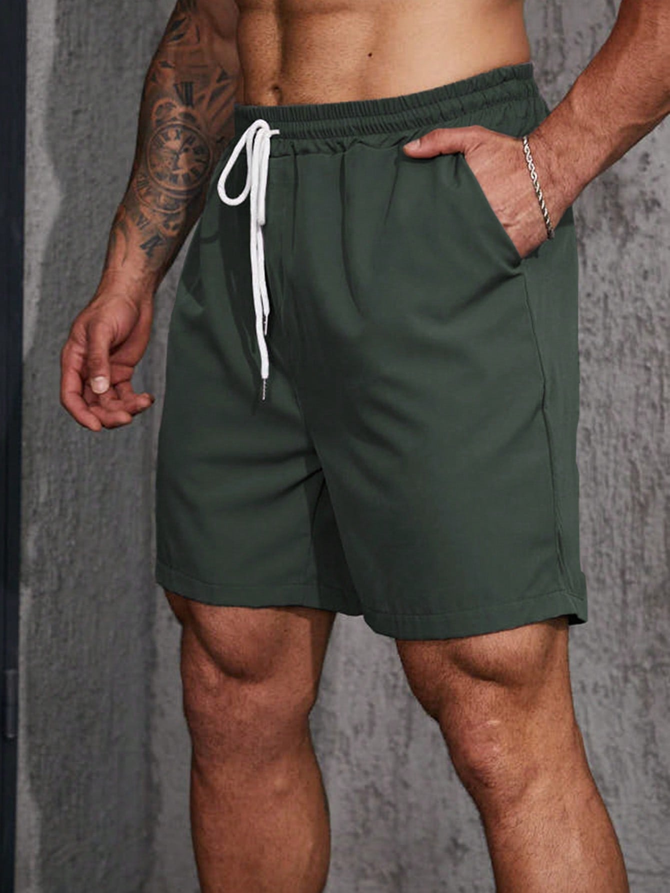 Men Plus Slant Pocket Drawstring Waist Shorts