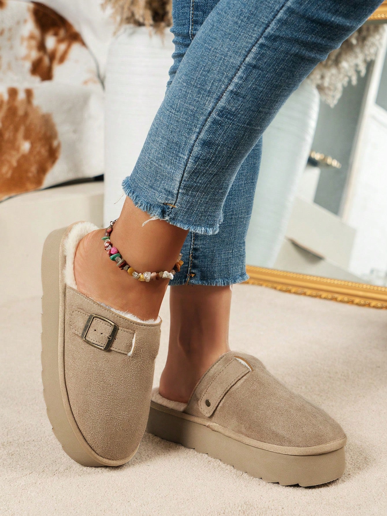 Solid Color Women's Fashionable And Casual, Anti-Slip Soft And Comfortable, Thick-Soled Home Indoor/Outdoor Plush Slippers With Closed Toe And Arch Support, For Autumn/Winter