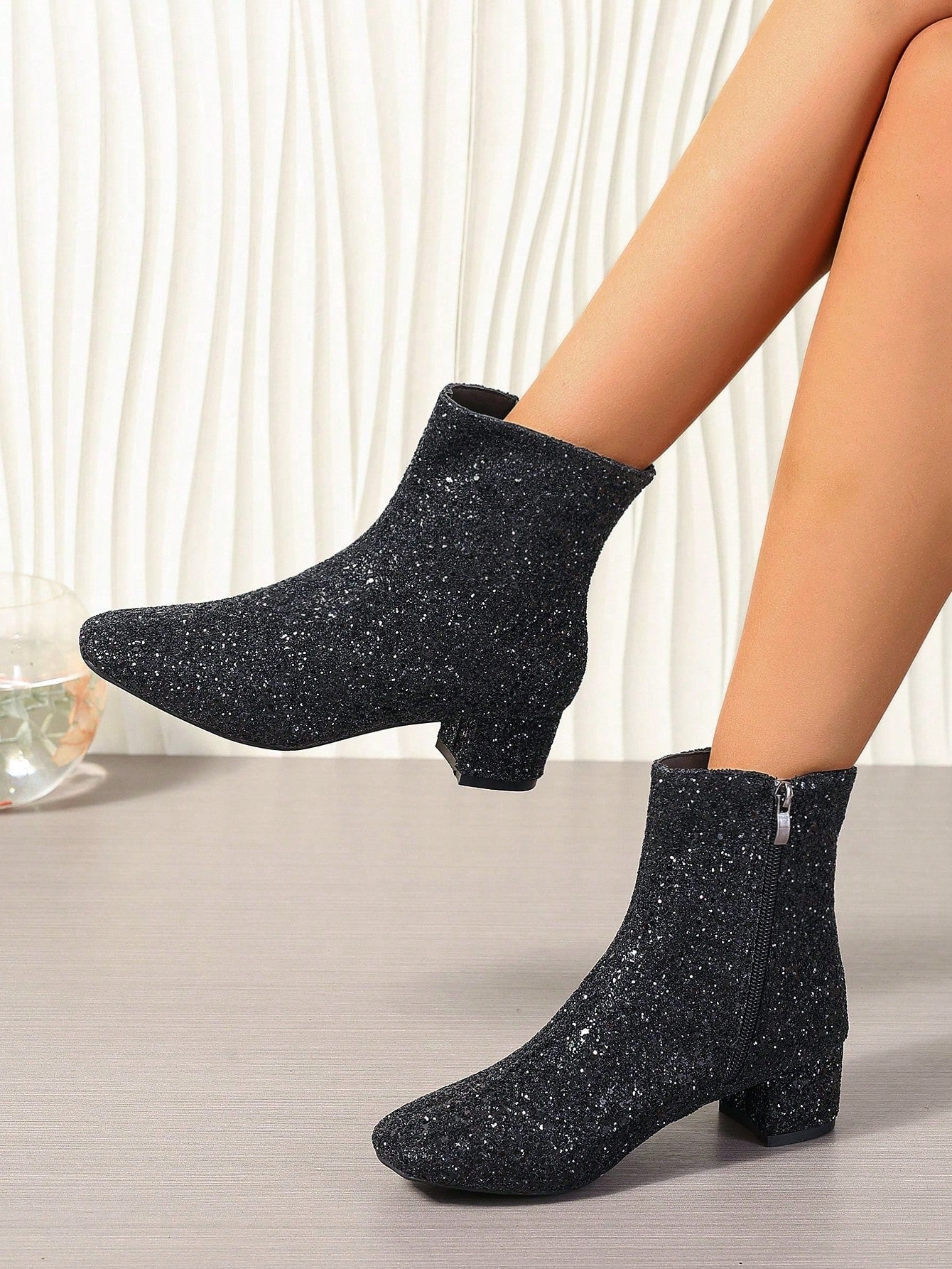 Large Size Women's Round Toe Sequin Chunky Heel Fashion Boots For Autumn/Winter, Cute Pink Sequin Low-Cut Women's Boots