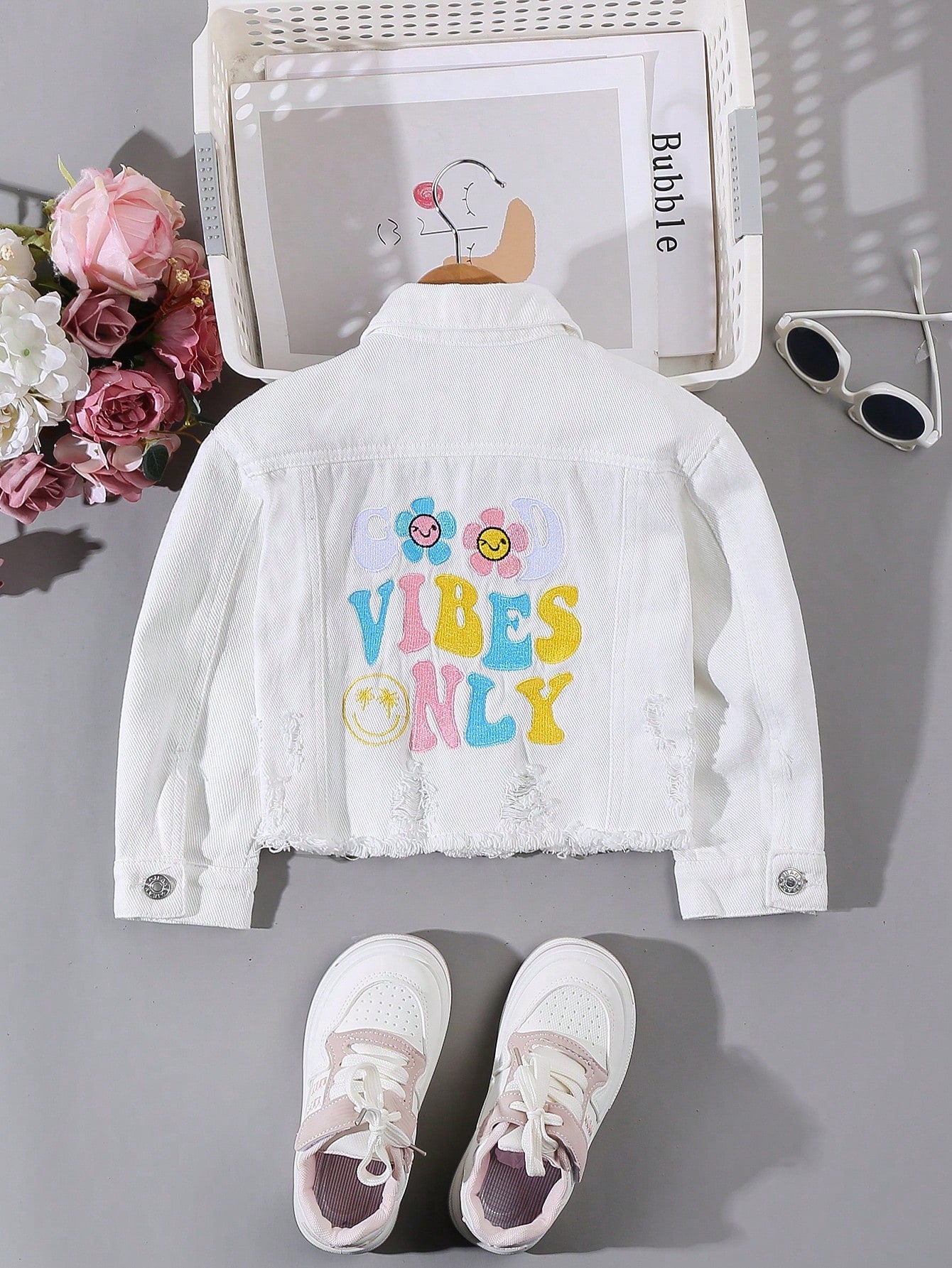 Streecool Kids Girls' Fashionable Letter Embroidered Ripped Denim Jacket