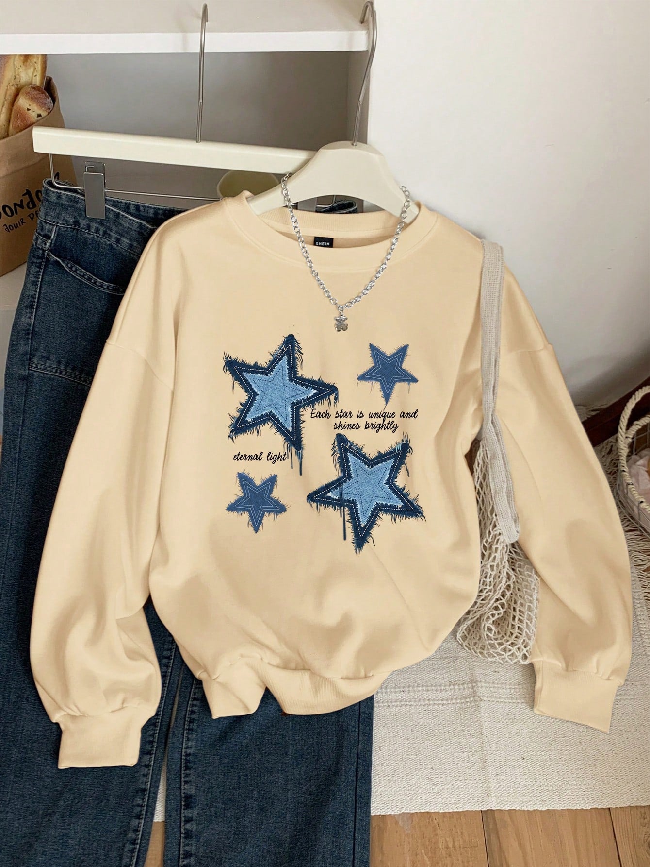 Casual Blue Star Print White Round Neck Long Sleeve Oversize Loose Women's Sweatshirt With Applique