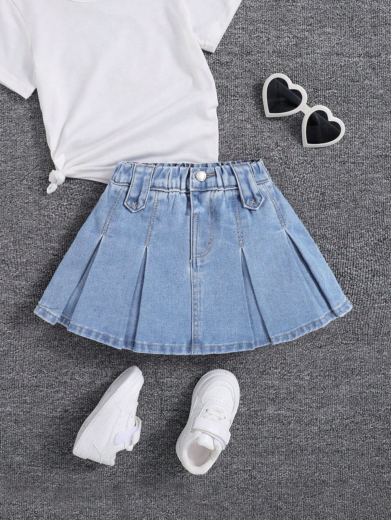 Young Girl's Casual Pleated Denim Skirt, Summer