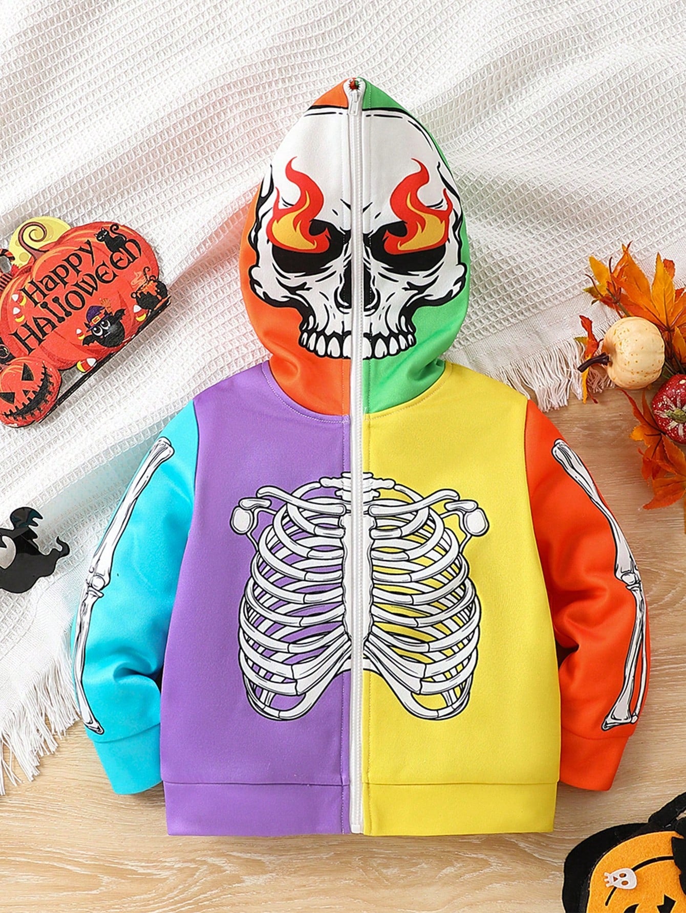 Streecool Kids Multi-Color Splicing Boys' Jacket + Hoodie Two-Piece Outfit, Suitable For 4-7 Years Old Boys' Outings And School Wear In Autumn, Winter And Spring, Especially Fashionable For Halloween. The Jacket Features A Multi-Color Splicing Design, Sho