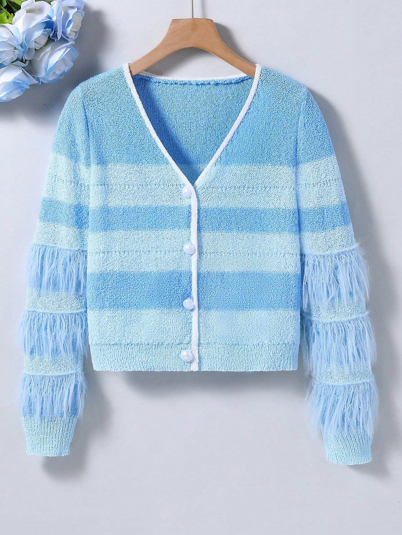 Fashionable New Blue Floral Patterned Knit High-End Design V-Neck Cardigan With Faux Fur Details For Girls