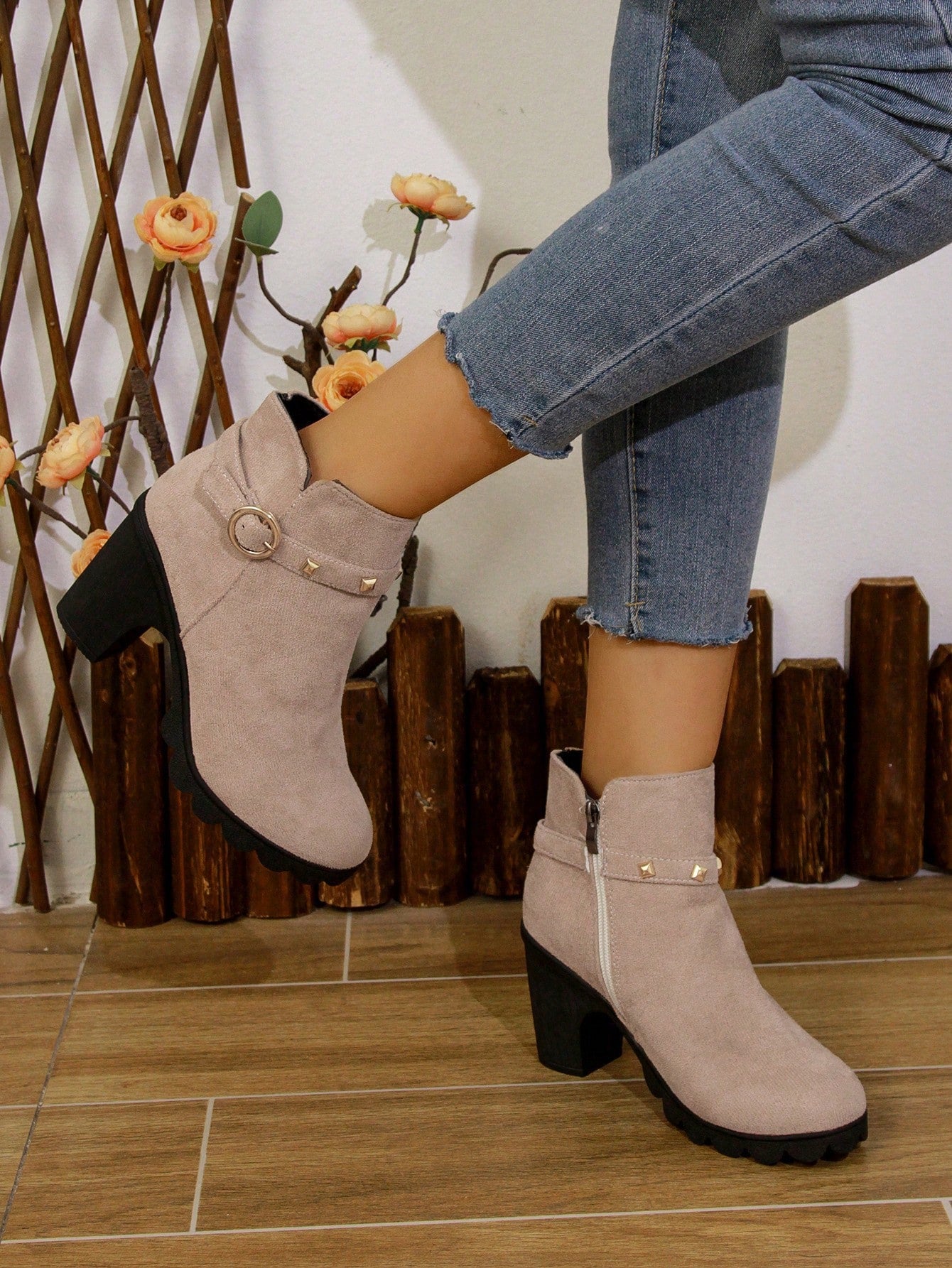 2024 Spring New Casual Chunky-Heel Short Boots,  Women's Zip-Up Suede High Heel Short Boots