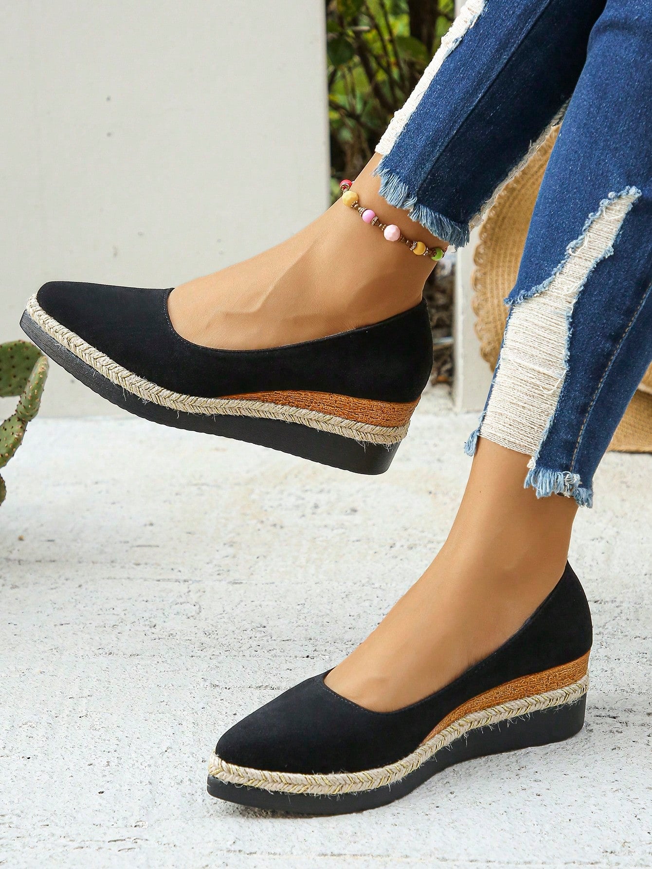 New Fashion Slip-On Pointed Toe Wedge Heel Thick Sole Women Shoes