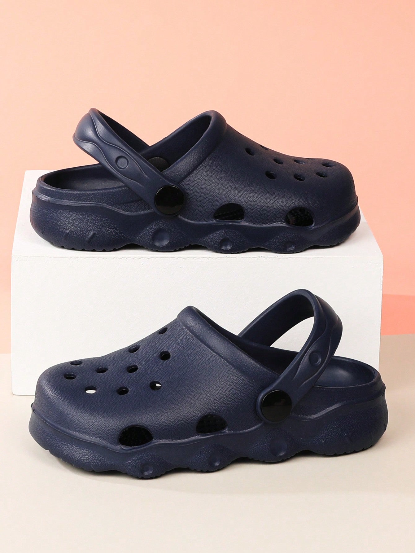 Kids' Ventilation Hole Shoes With Wavy Rubber Sole