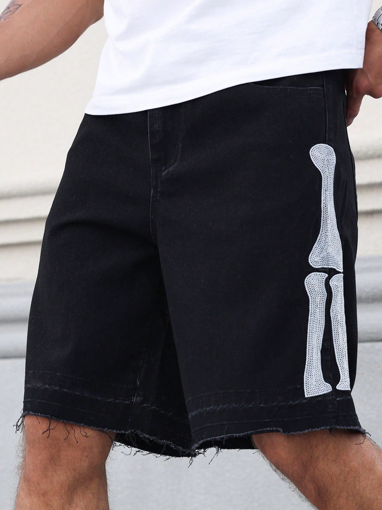 Men Denim Bermuda Shorts With Pockets And Frayed Hem Baggy Jorts Graphic Bones Plain Light Grey Prom