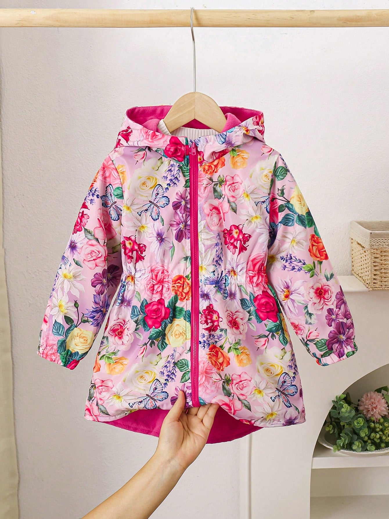 Girls' Casual Elegant Floral Print Hooded Plush Lined Cinched Waist Long Coat, Suitable For Autumn, Winter, Outing, Family Gathering, And School