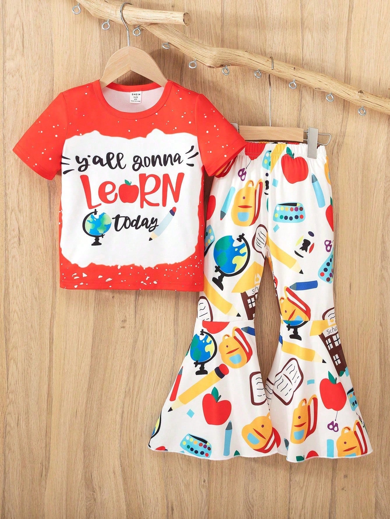 Young Girl Cartoon & Letter Graphic Tee & Flare Leg Pants