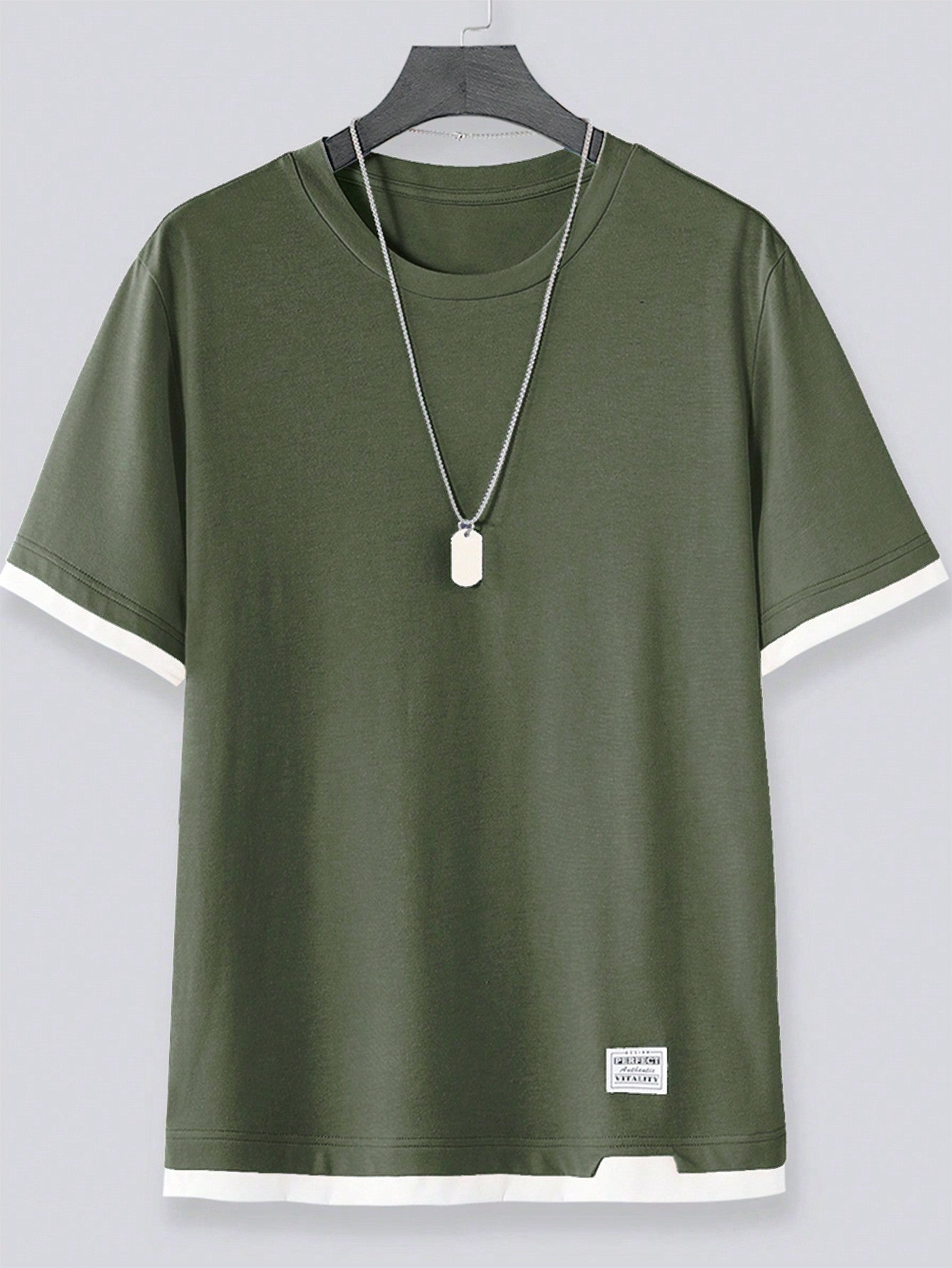 Men Plus Letter Patched Contrast Trim Tee Without Necklace